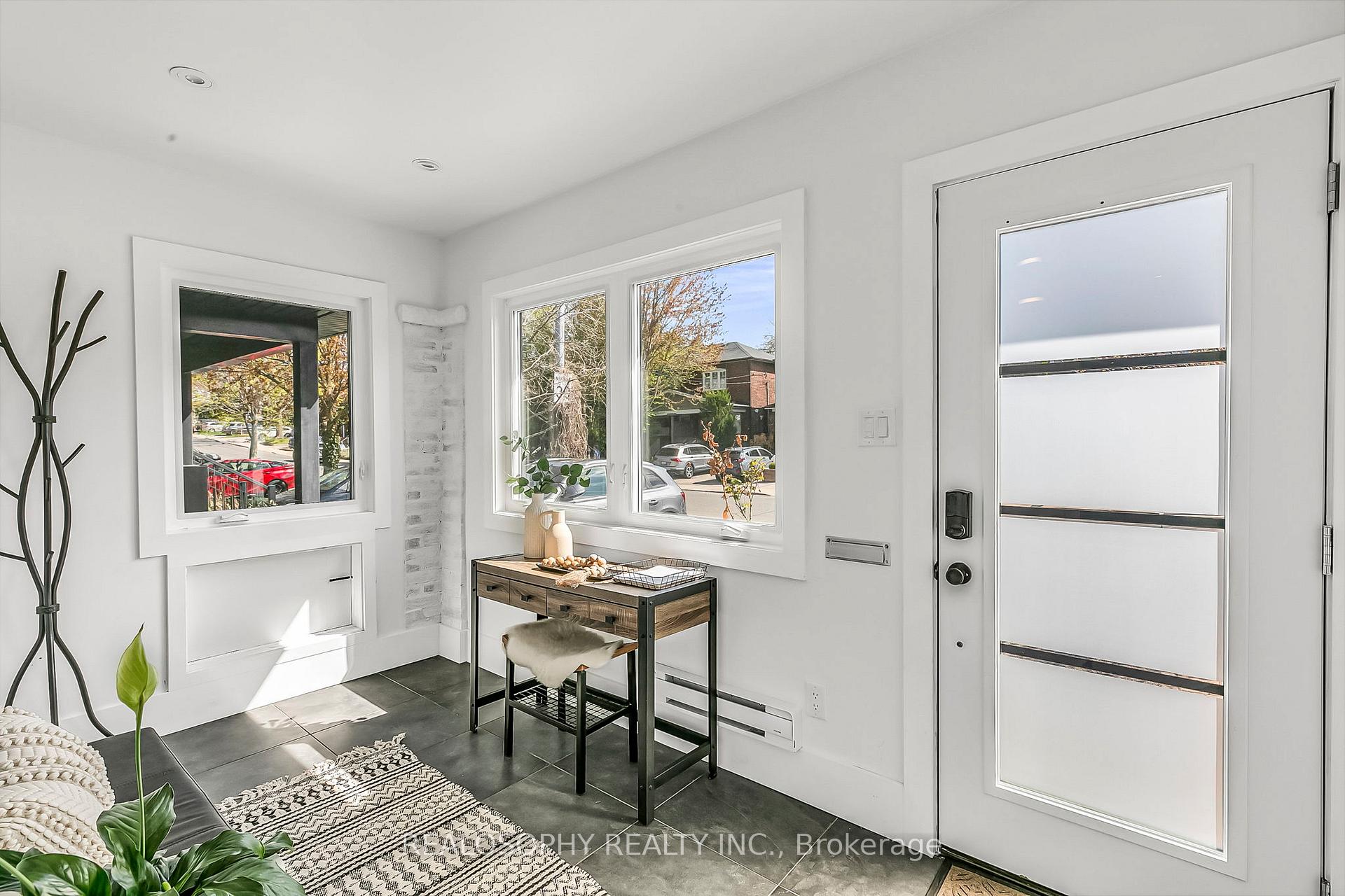 Photo 2 of 142 Atlas Avenue, Toronto, Humewood-Cedarvale — HOMEH