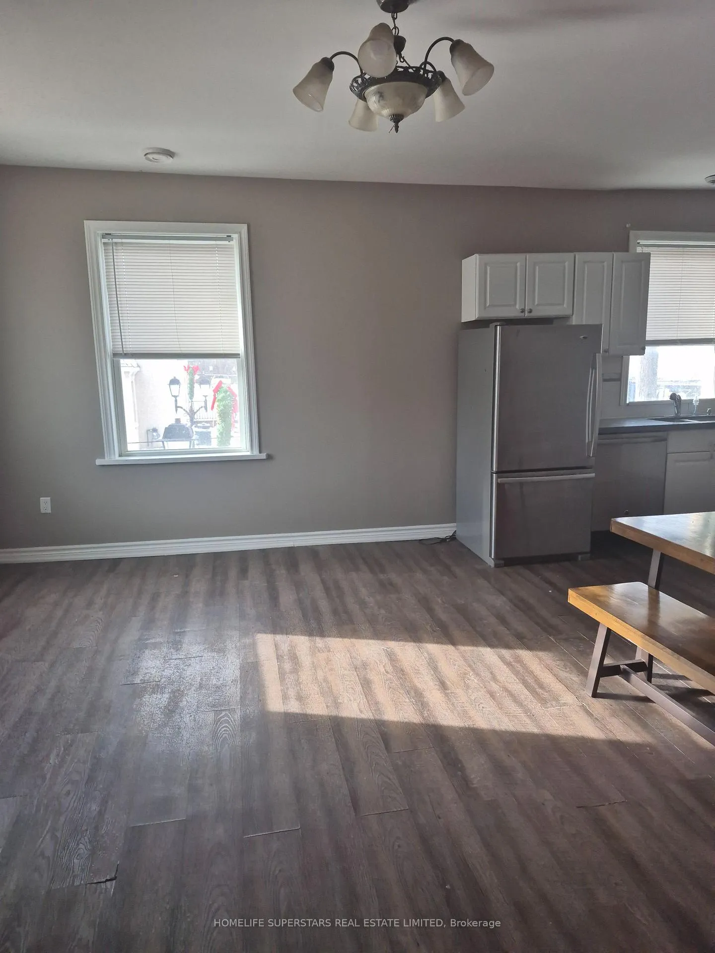 Photo 3 of 37 Main Street S, Newmarket, Central Newmarket — HOMEH
