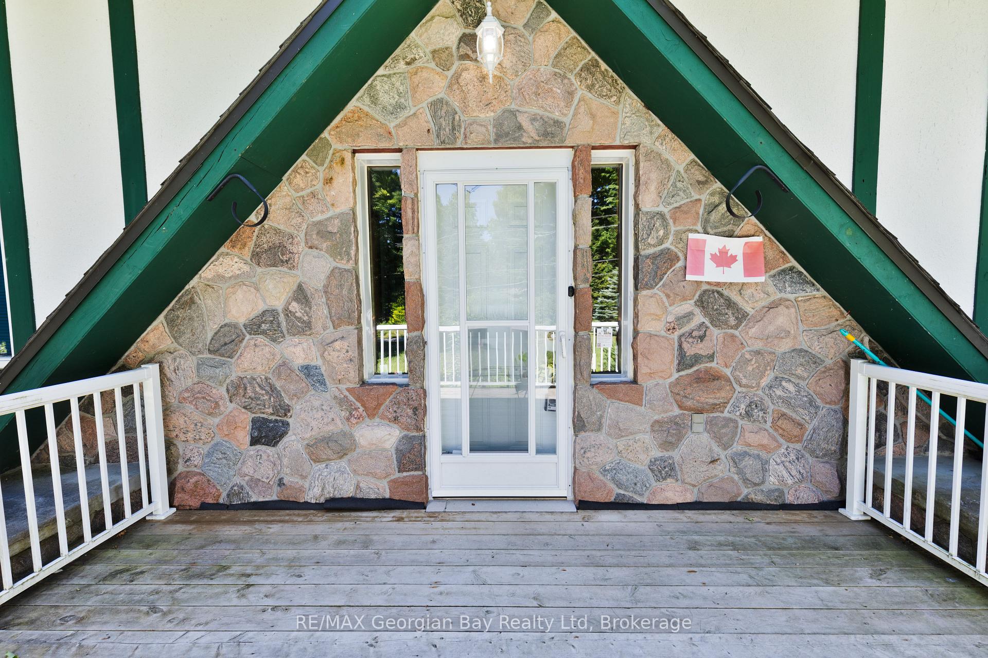 Photo 2 of 2284 Champlain Road, Tiny, Rural Tiny — HOMEH