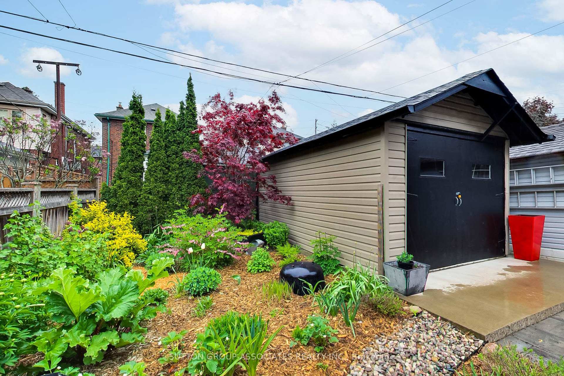 Photo 39 of 7 Roseneath Gardens, Toronto, Oakwood Village — HOMEH