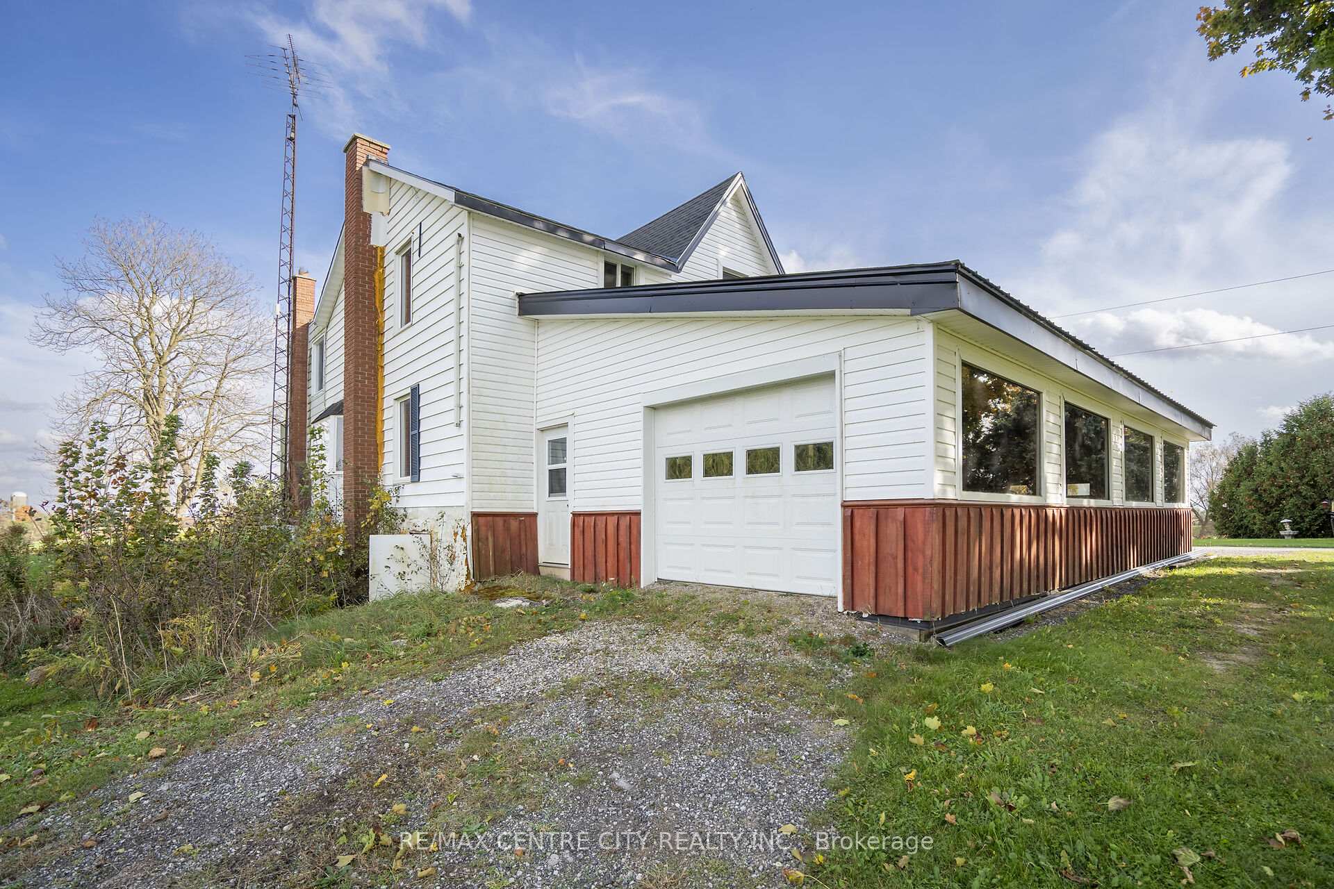 Photo 7 of 2958 Five Points Road, Thames Centre, Rural Thames Centre — HOMEH