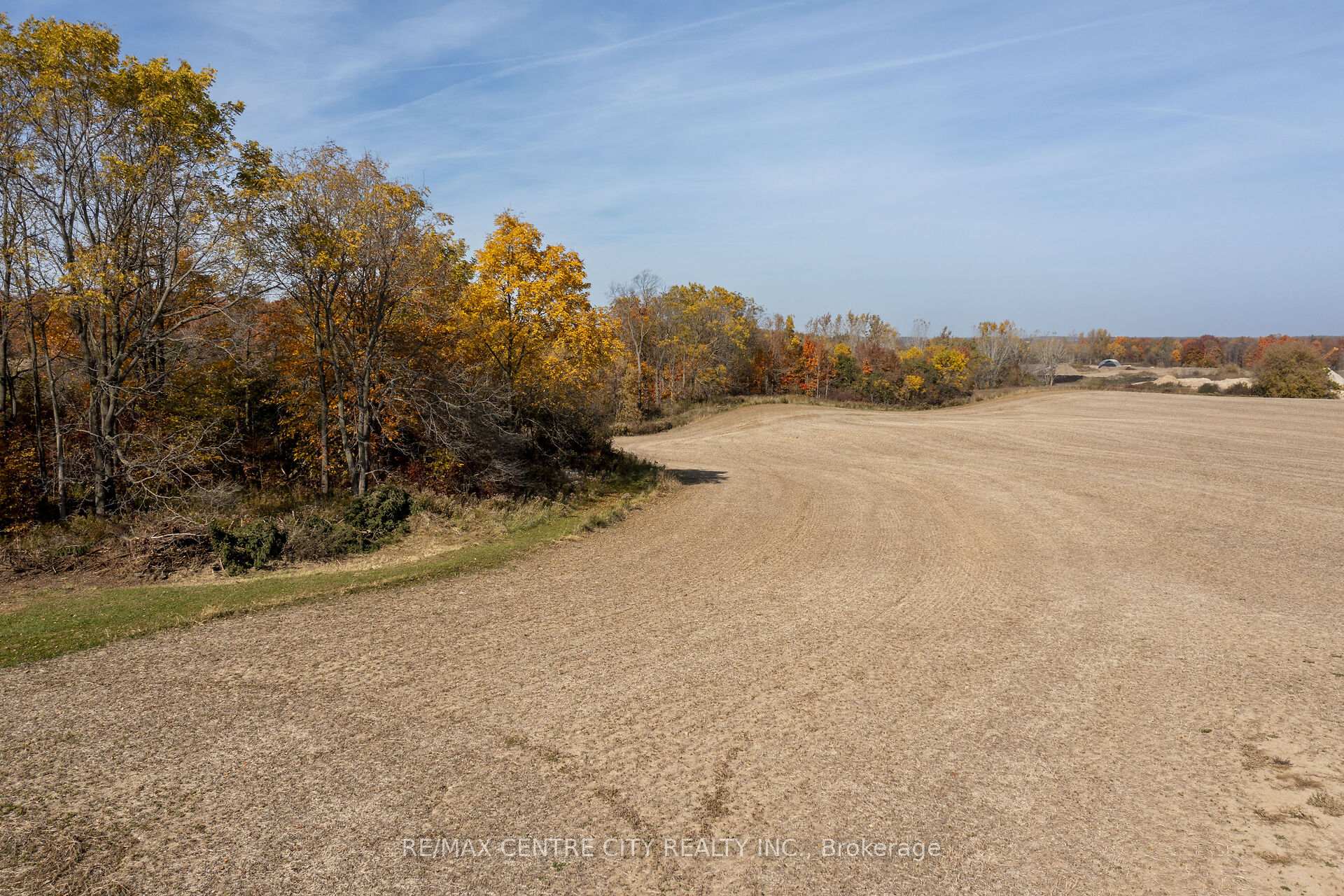 Photo 19 of 2958 Five Points Road, Thames Centre, Rural Thames Centre — HOMEH