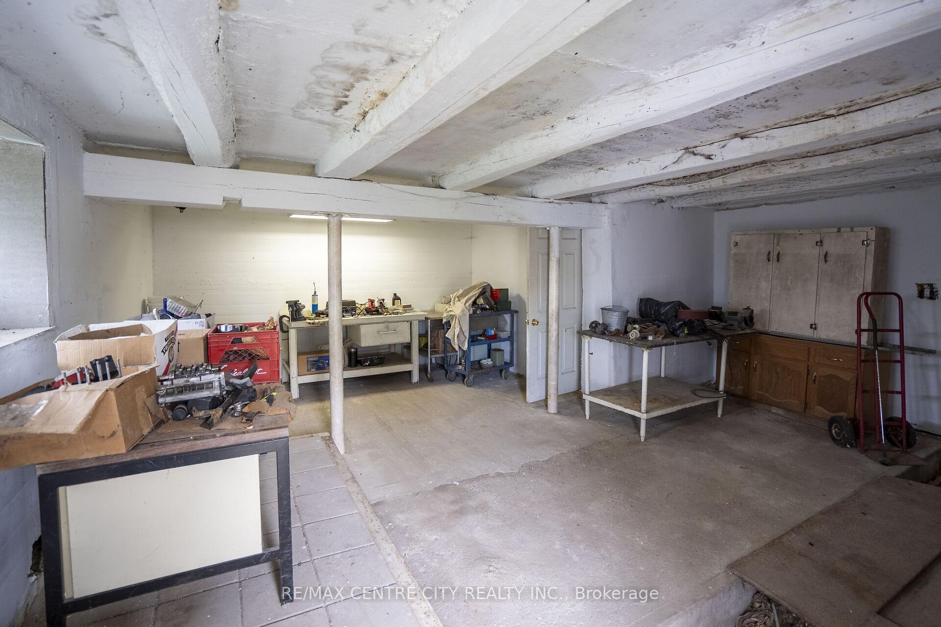 Photo 31 of 2958 Five Points Road, Thames Centre, Rural Thames Centre — HOMEH
