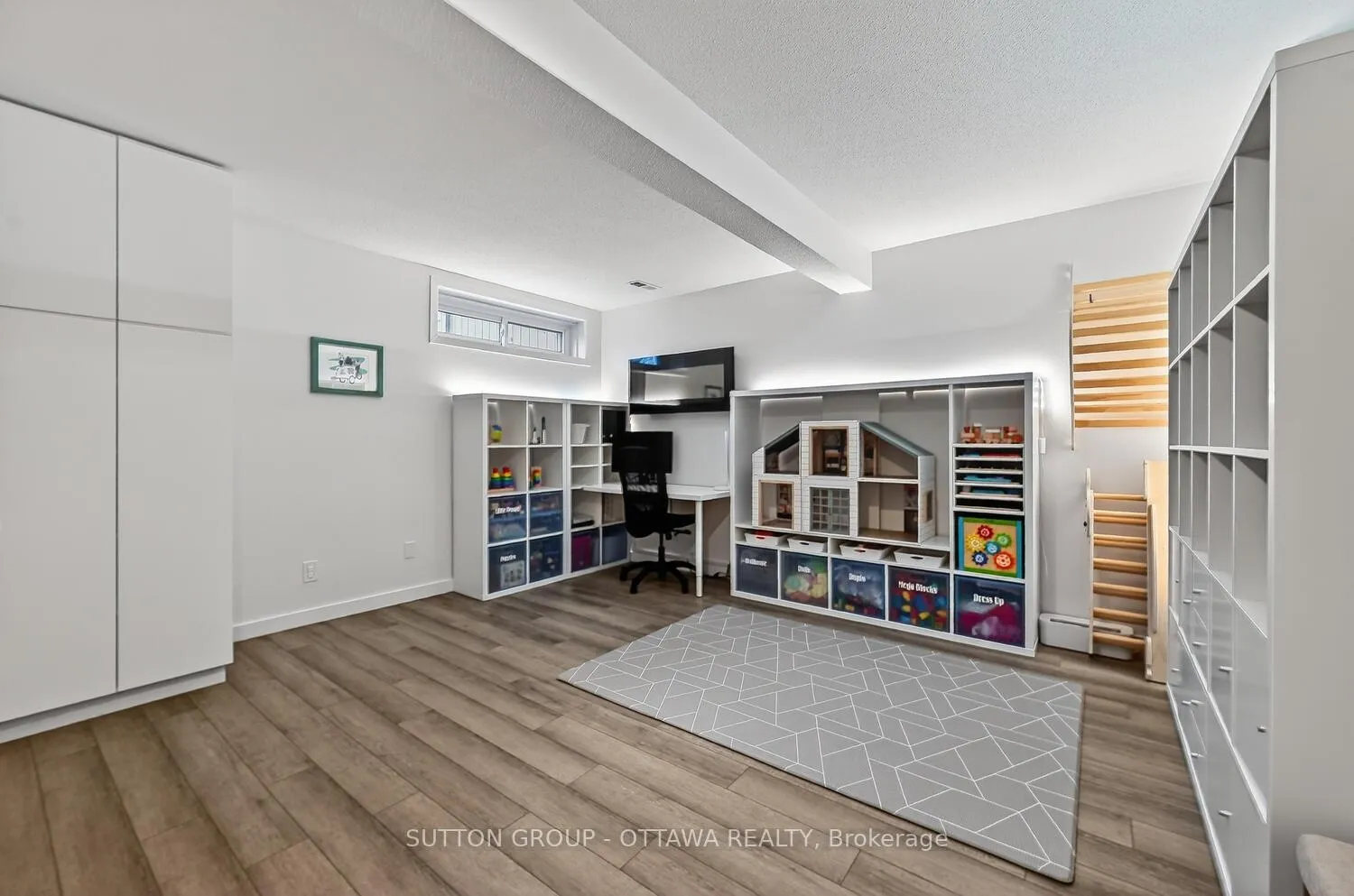 Photo 24 of 1 Bayside Private, Ottawa, Mooneys Bay/Riverside Park — HOMEH