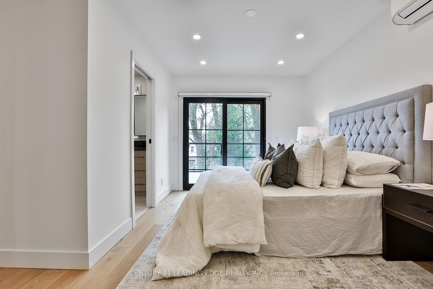 Photo 20 of 29 Dingwall Avenue, Toronto, North Riverdale — HOMEH