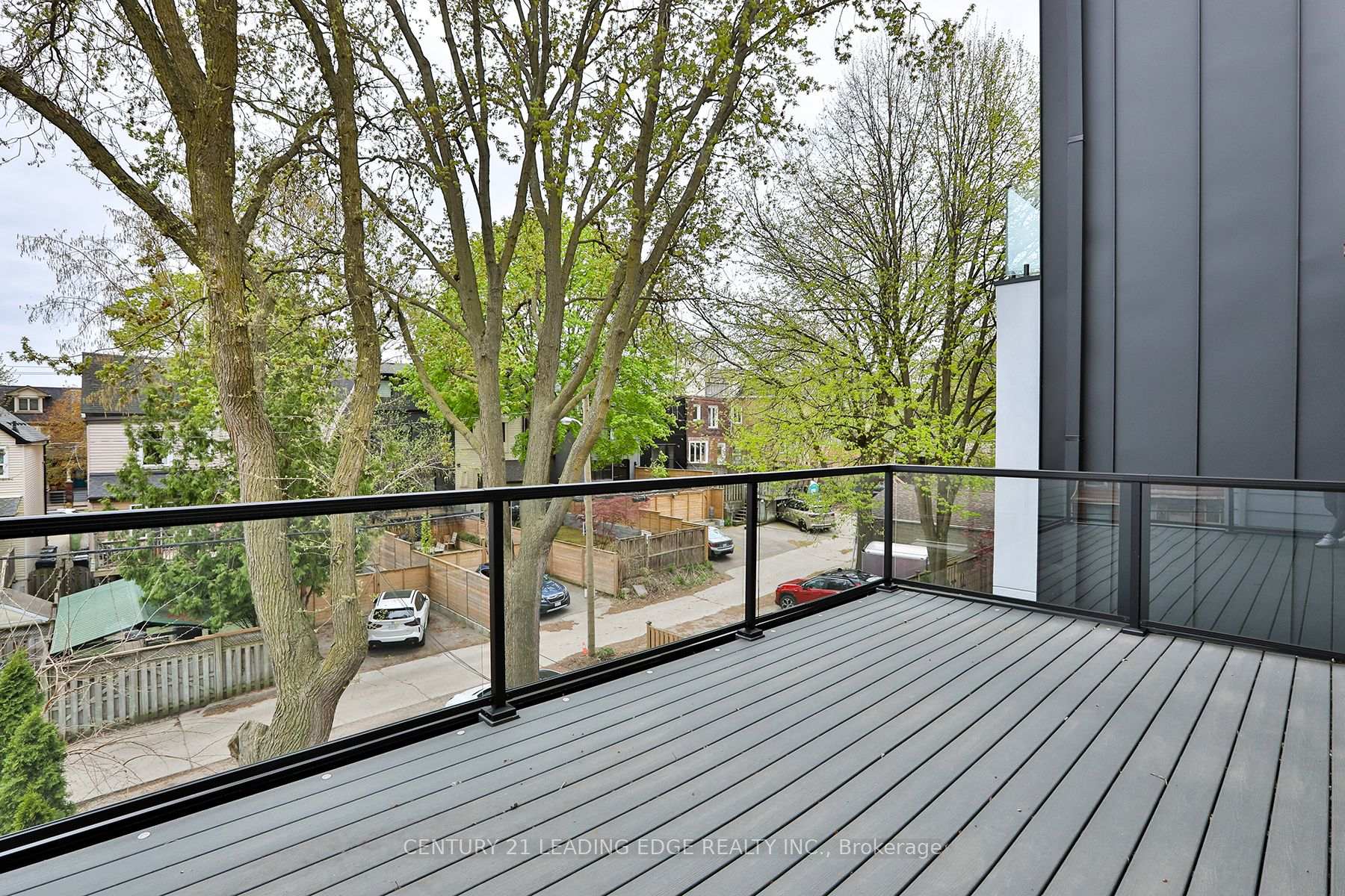 Photo 26 of 29 Dingwall Avenue, Toronto, North Riverdale — HOMEH