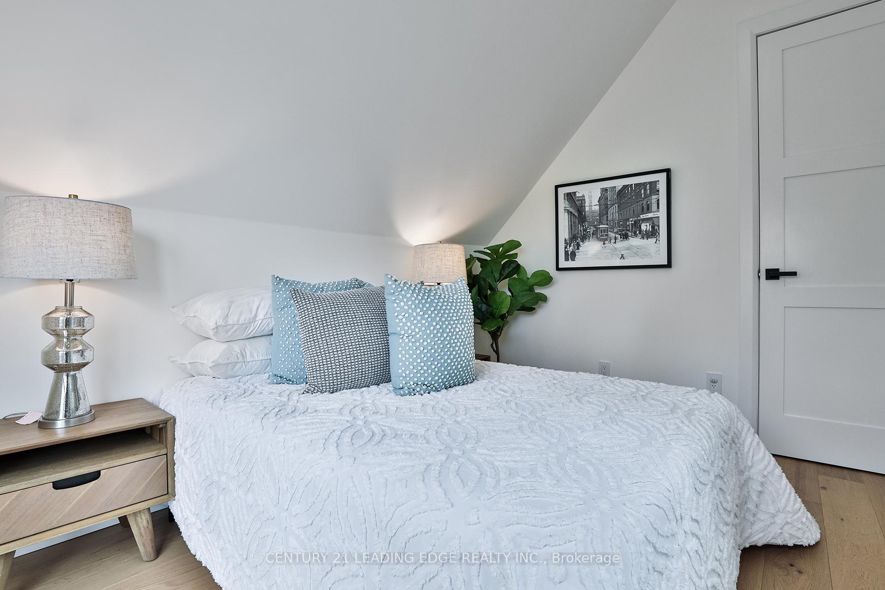 Photo 30 of 29 Dingwall Avenue, Toronto, North Riverdale — HOMEH
