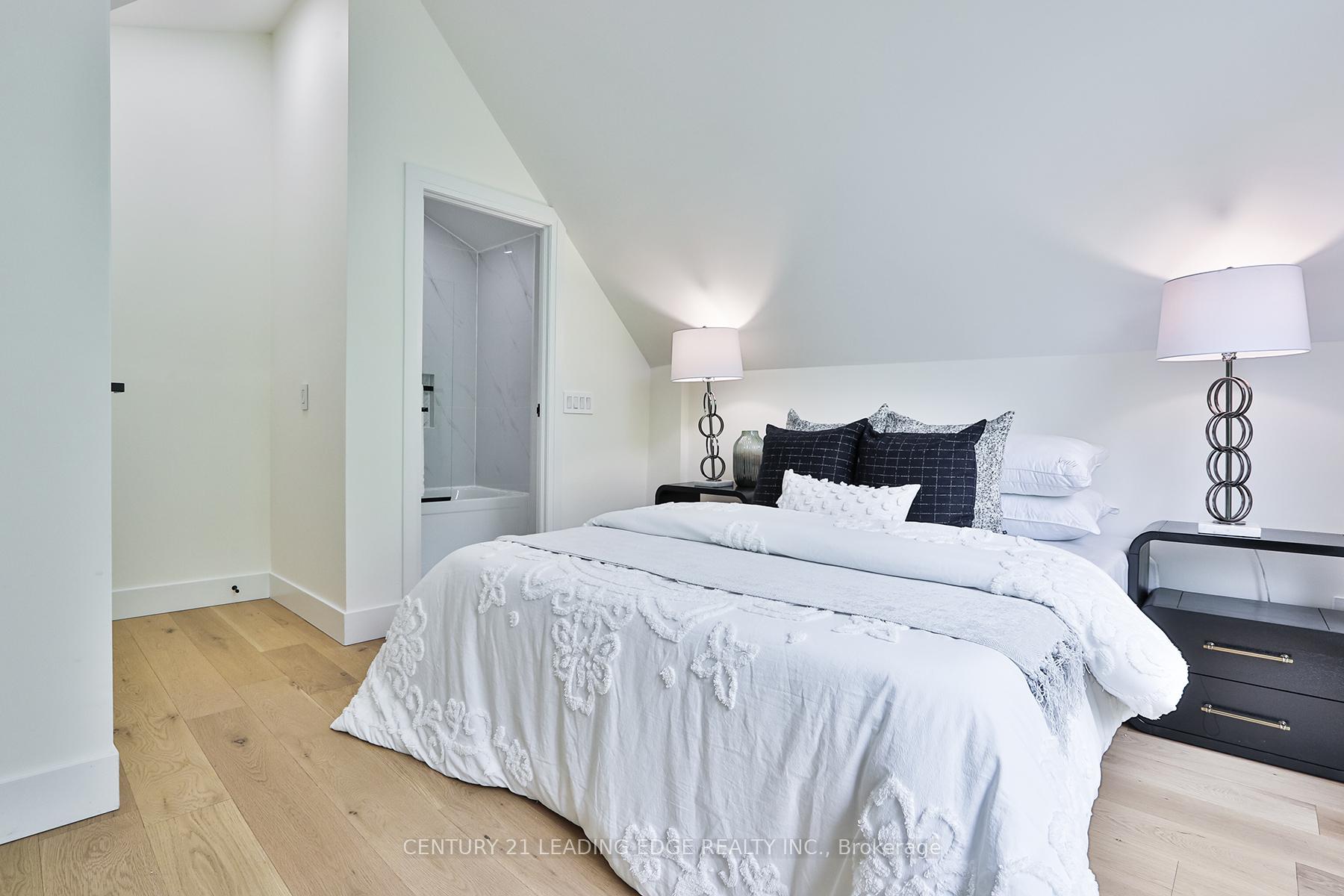 Photo 33 of 29 Dingwall Avenue, Toronto, North Riverdale — HOMEH