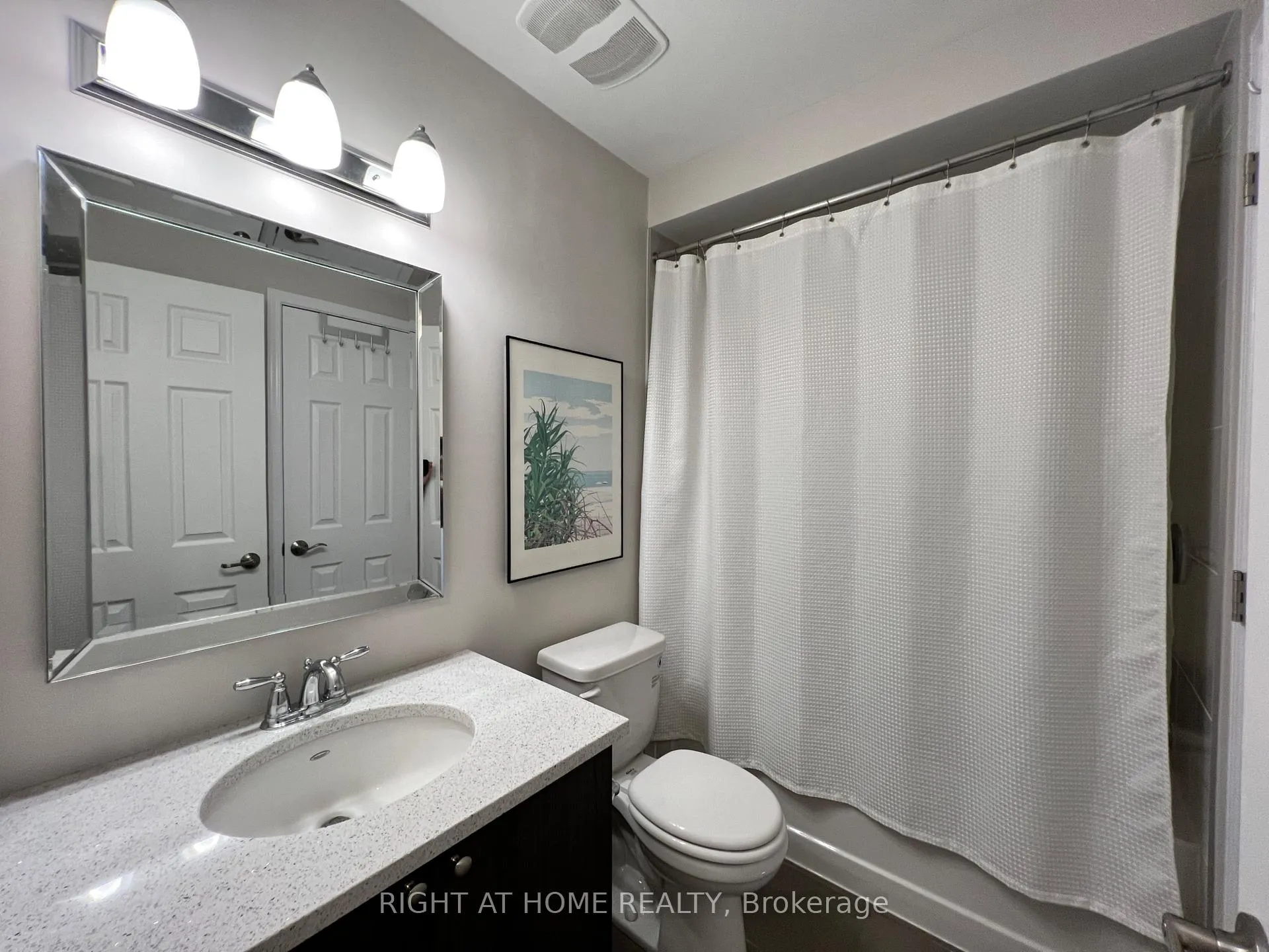 Photo 19 of 590 Foxlight Circle, Ottawa, Kanata - Emerald Meadows/Trailwest — HOMEH