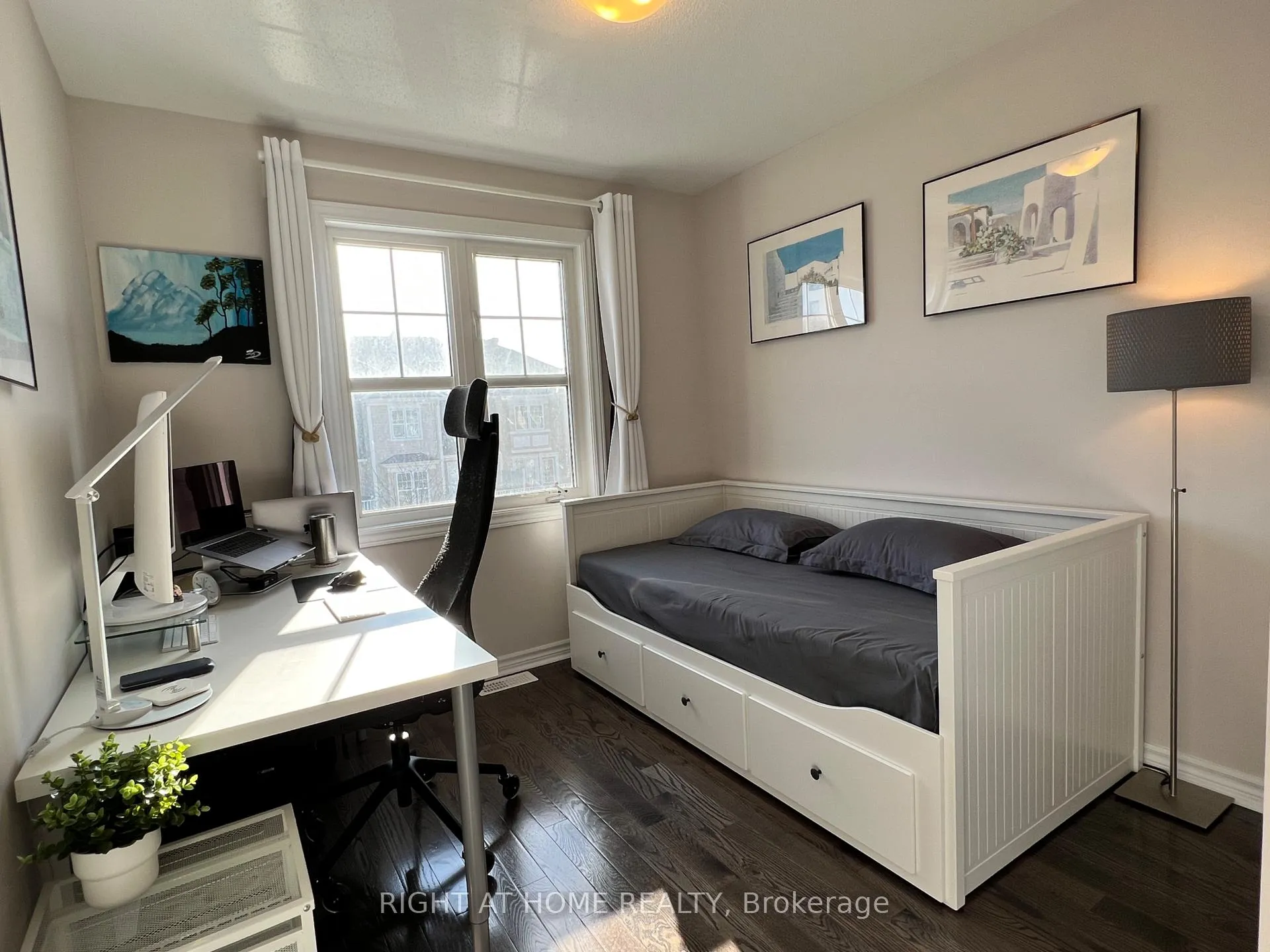 Photo 22 of 590 Foxlight Circle, Ottawa, Kanata - Emerald Meadows/Trailwest — HOMEH