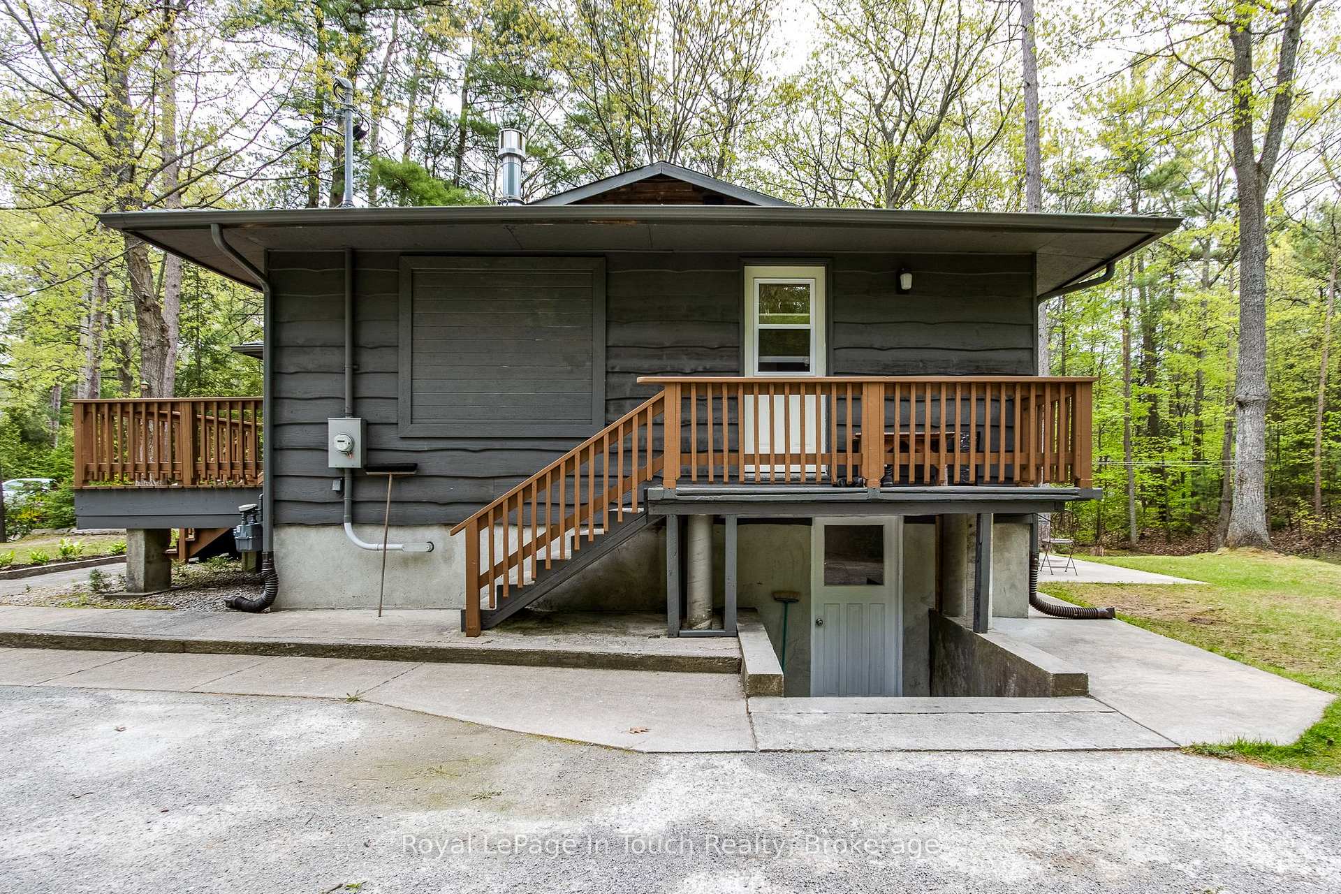 Photo 4 of 18 Fernanne Drive, Tiny, Rural Tiny — HOMEH