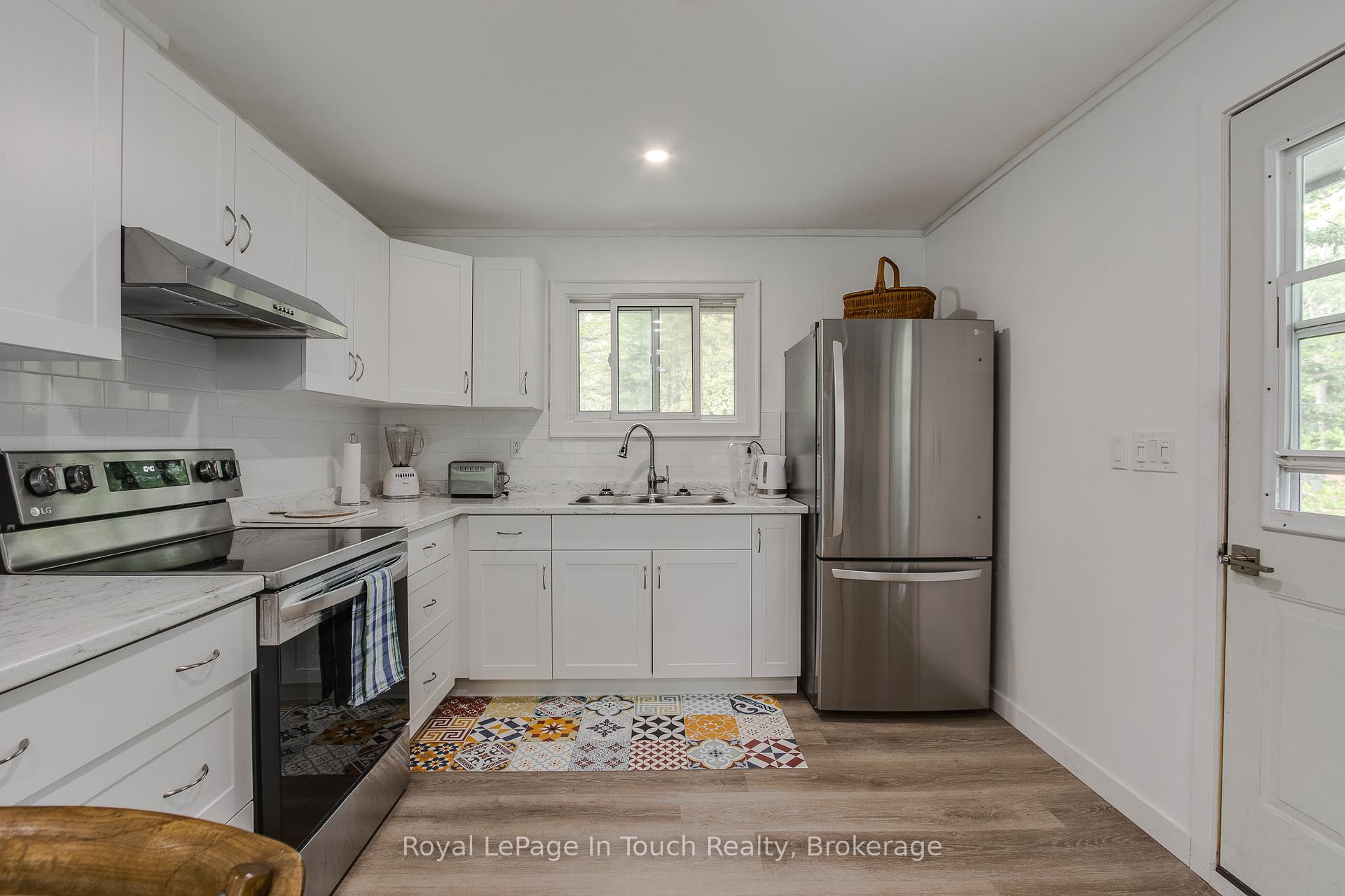 Photo 6 of 18 Fernanne Drive, Tiny, Rural Tiny — HOMEH
