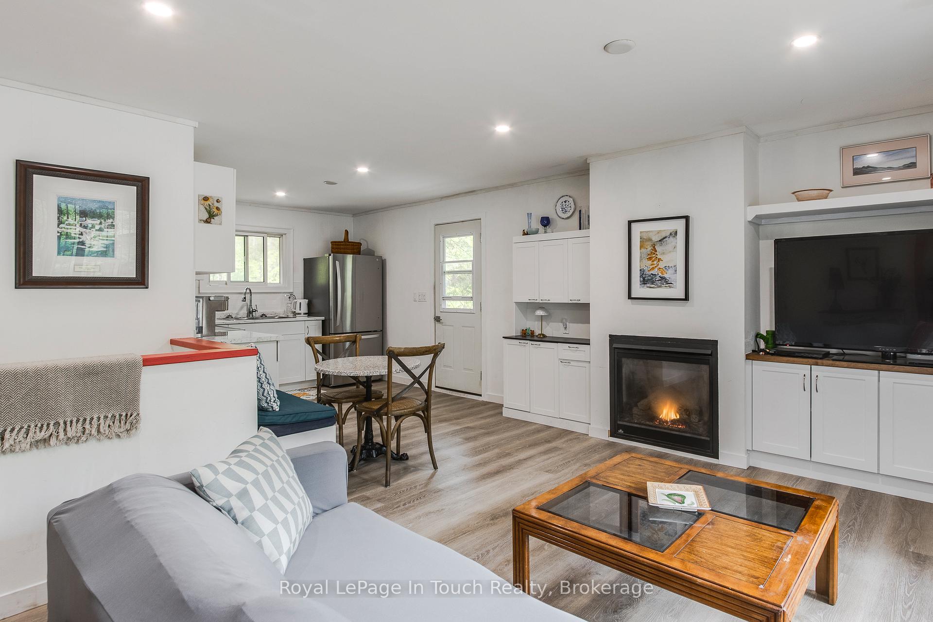 Photo 12 of 18 Fernanne Drive, Tiny, Rural Tiny — HOMEH