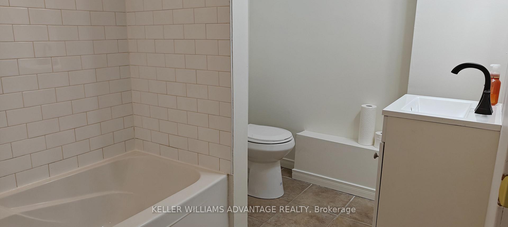 Photo 6 of Unit Bsmt, 20 Hutton Avenue, Toronto, East York — HOMEH