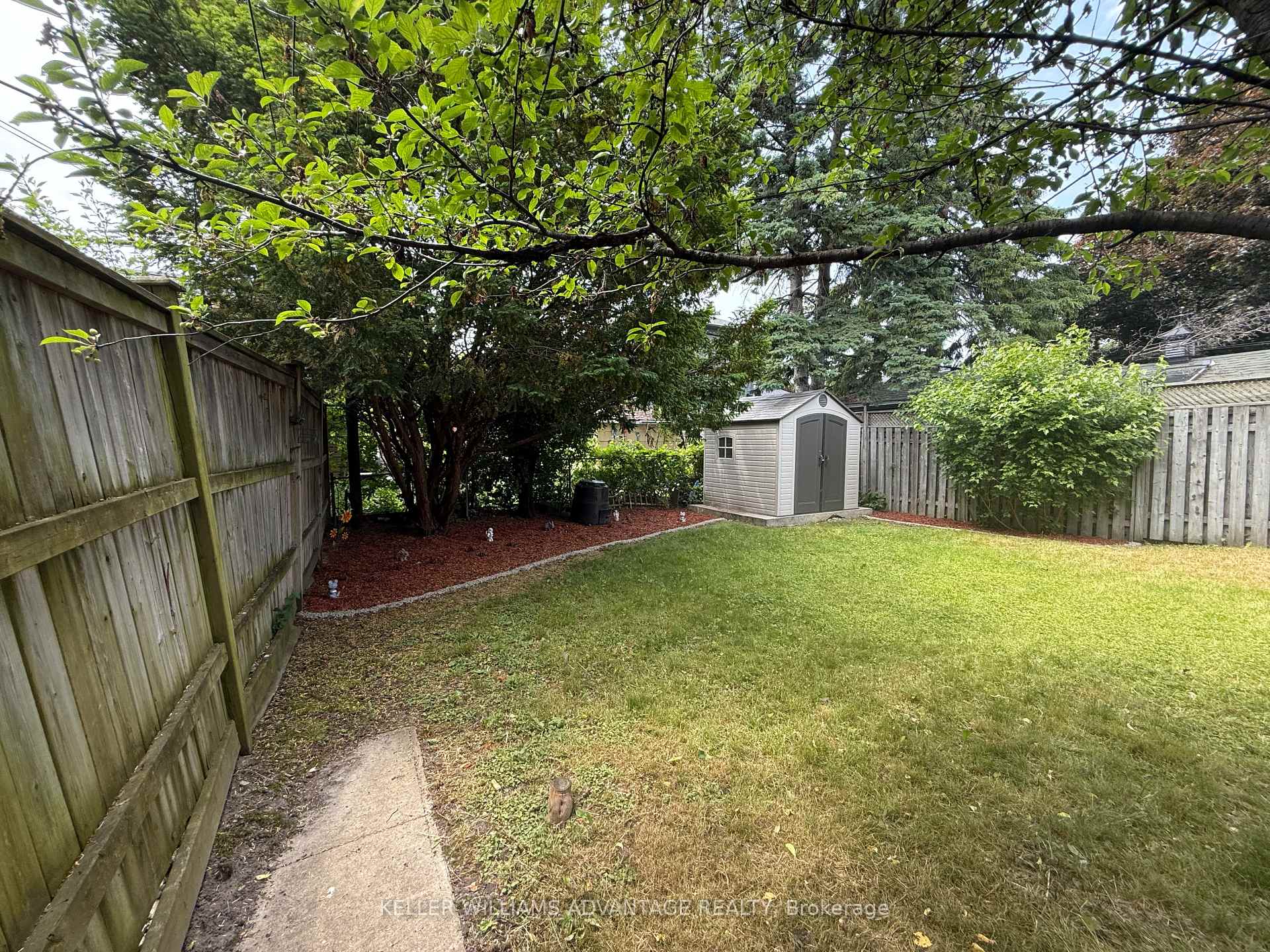 Photo 8 of Unit Bsmt, 20 Hutton Avenue, Toronto, East York — HOMEH