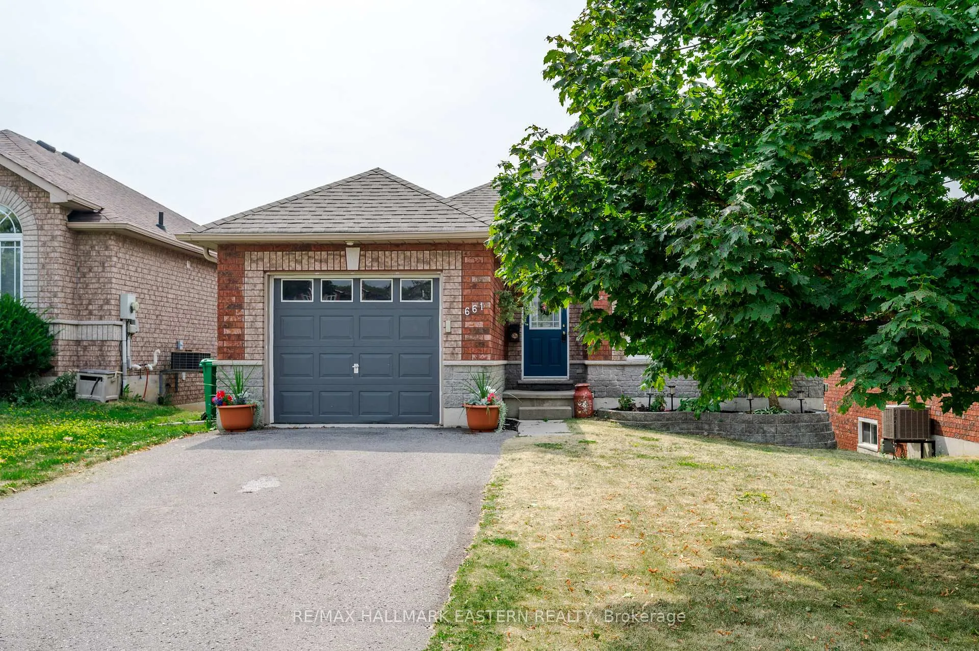Photo 5 of 661 Trailview Drive, Peterborough, Ashburnham Ward 4 — HOMEH