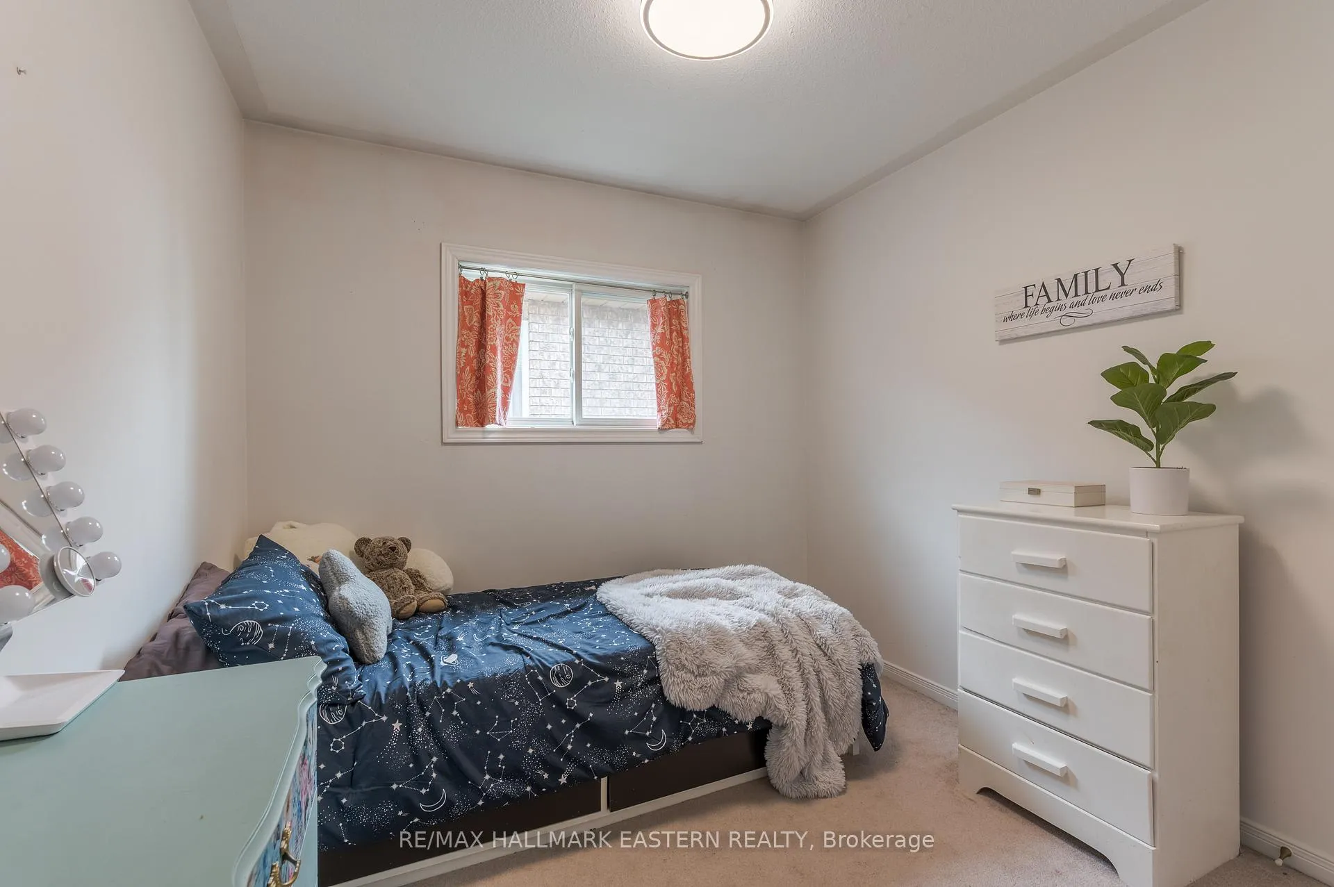 Photo 23 of 661 Trailview Drive, Peterborough, Ashburnham Ward 4 — HOMEH