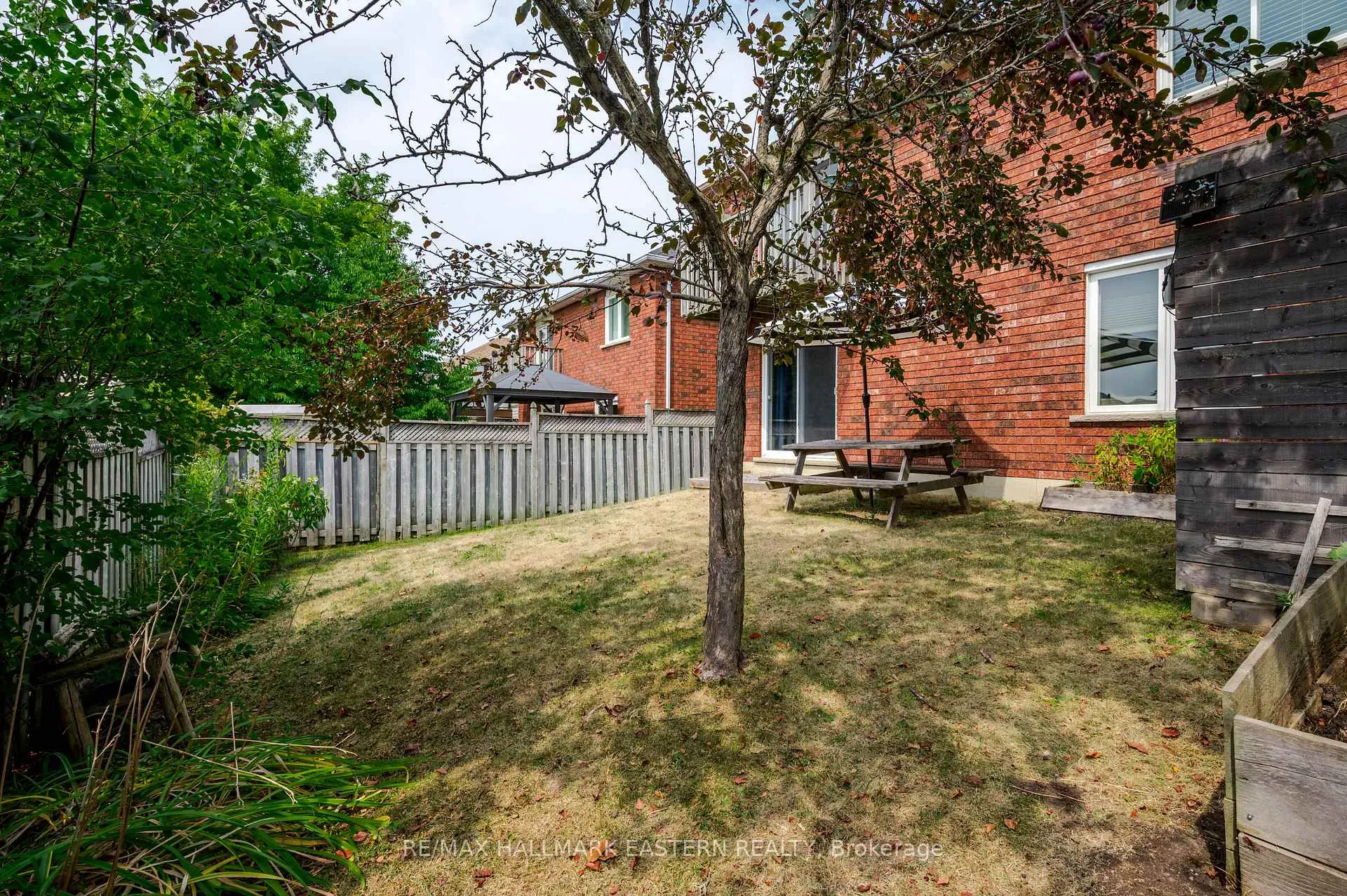 Photo 42 of 661 Trailview Drive, Peterborough, Ashburnham Ward 4 — HOMEH