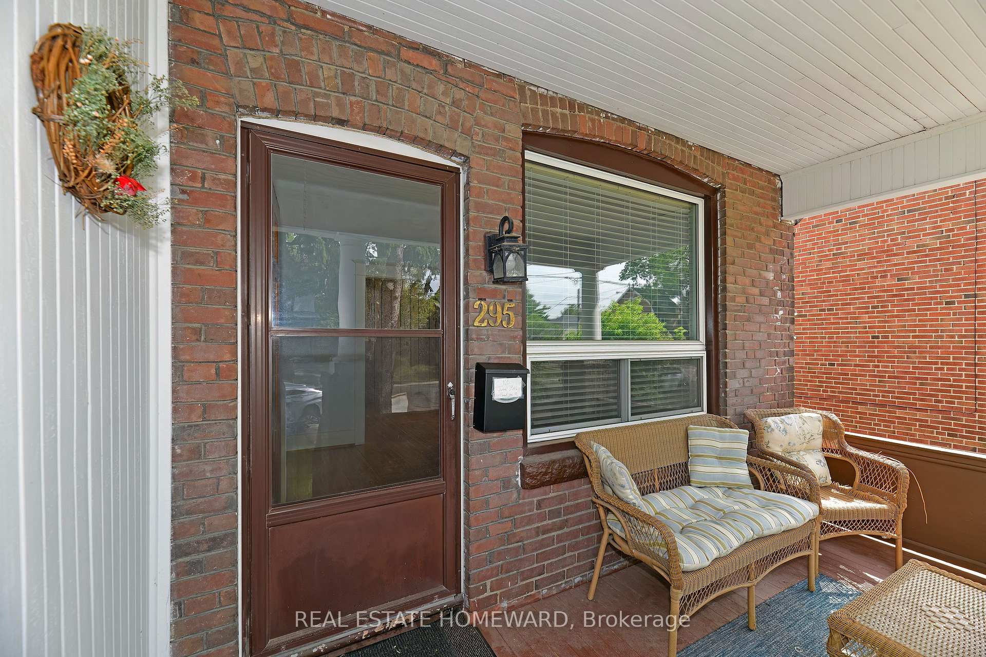 Photo 2 of 295 Chisholm Avenue, Toronto, Woodbine-Lumsden — HOMEH