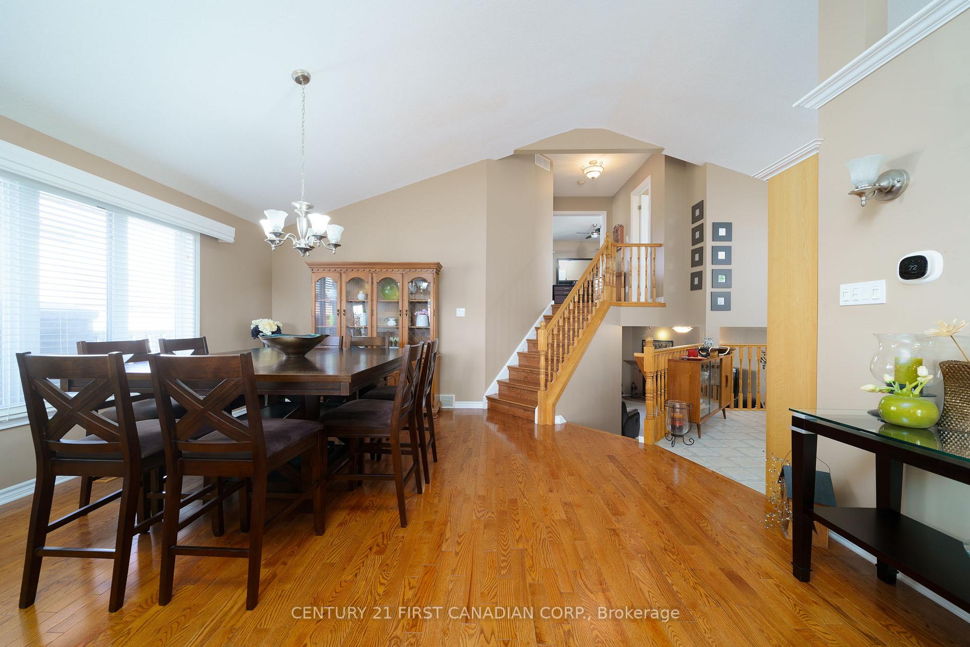 Photo 7 of 208 Forest Grove Crescent, Thames Centre, Dorchester — HOMEH