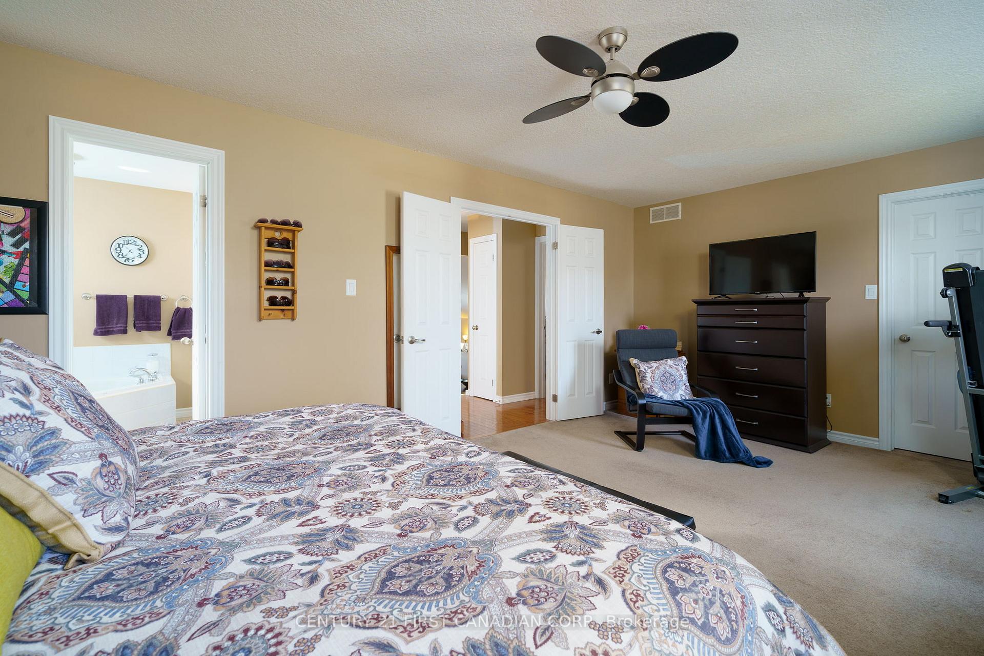 Photo 14 of 208 Forest Grove Crescent, Thames Centre, Dorchester — HOMEH