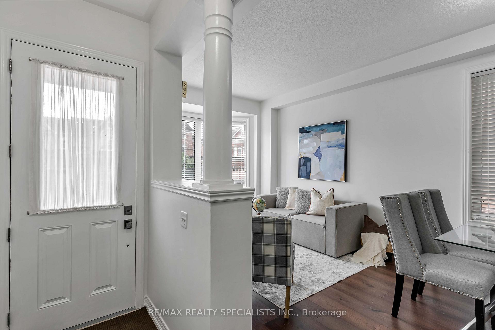 Photo 3 of 19 White Ash Road, Thorold, Confederation Heights — HOMEH