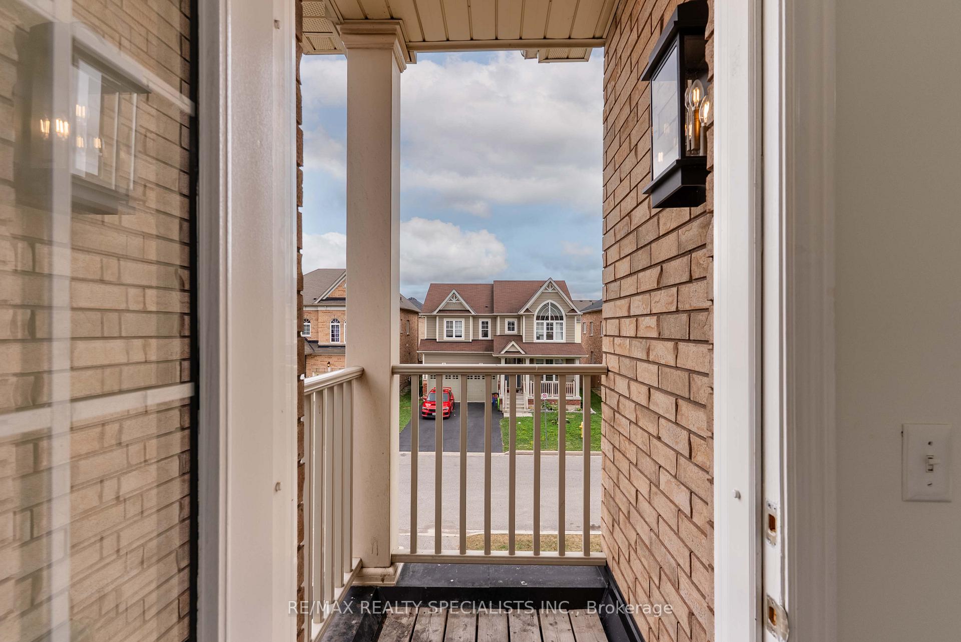 Photo 23 of 19 White Ash Road, Thorold, Confederation Heights — HOMEH