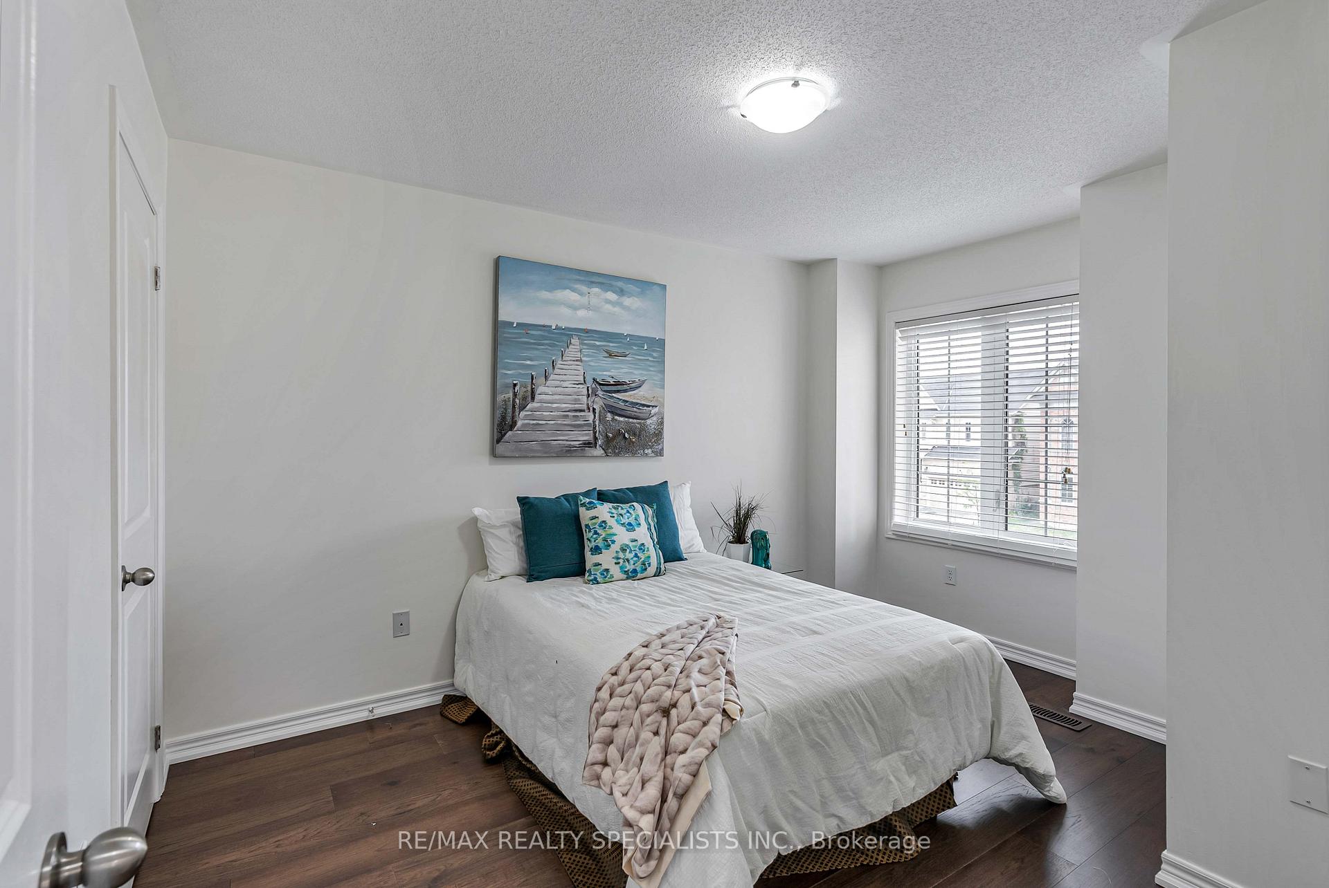 Photo 26 of 19 White Ash Road, Thorold, Confederation Heights — HOMEH