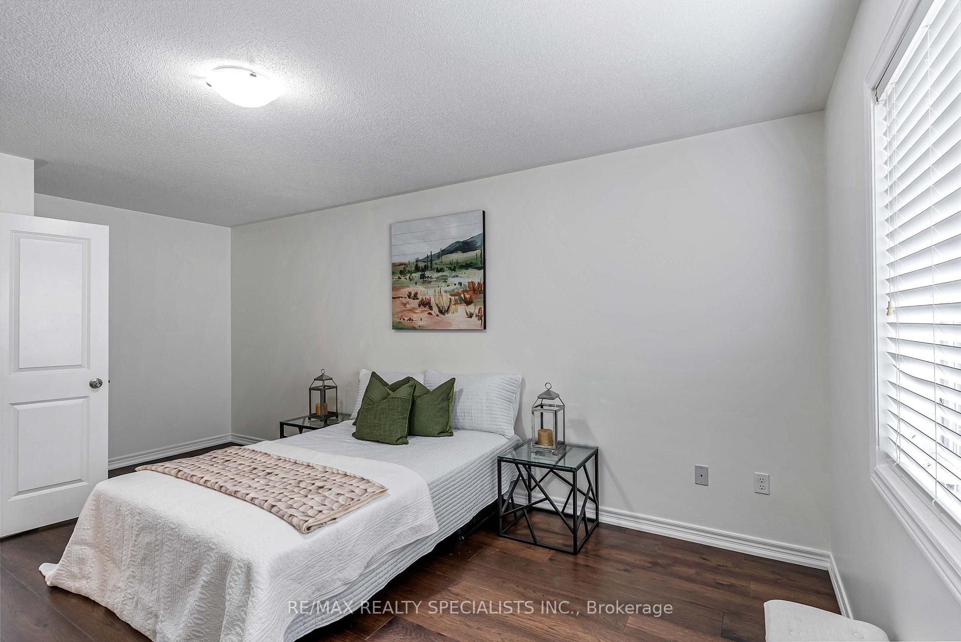 Photo 31 of 19 White Ash Road, Thorold, Confederation Heights — HOMEH