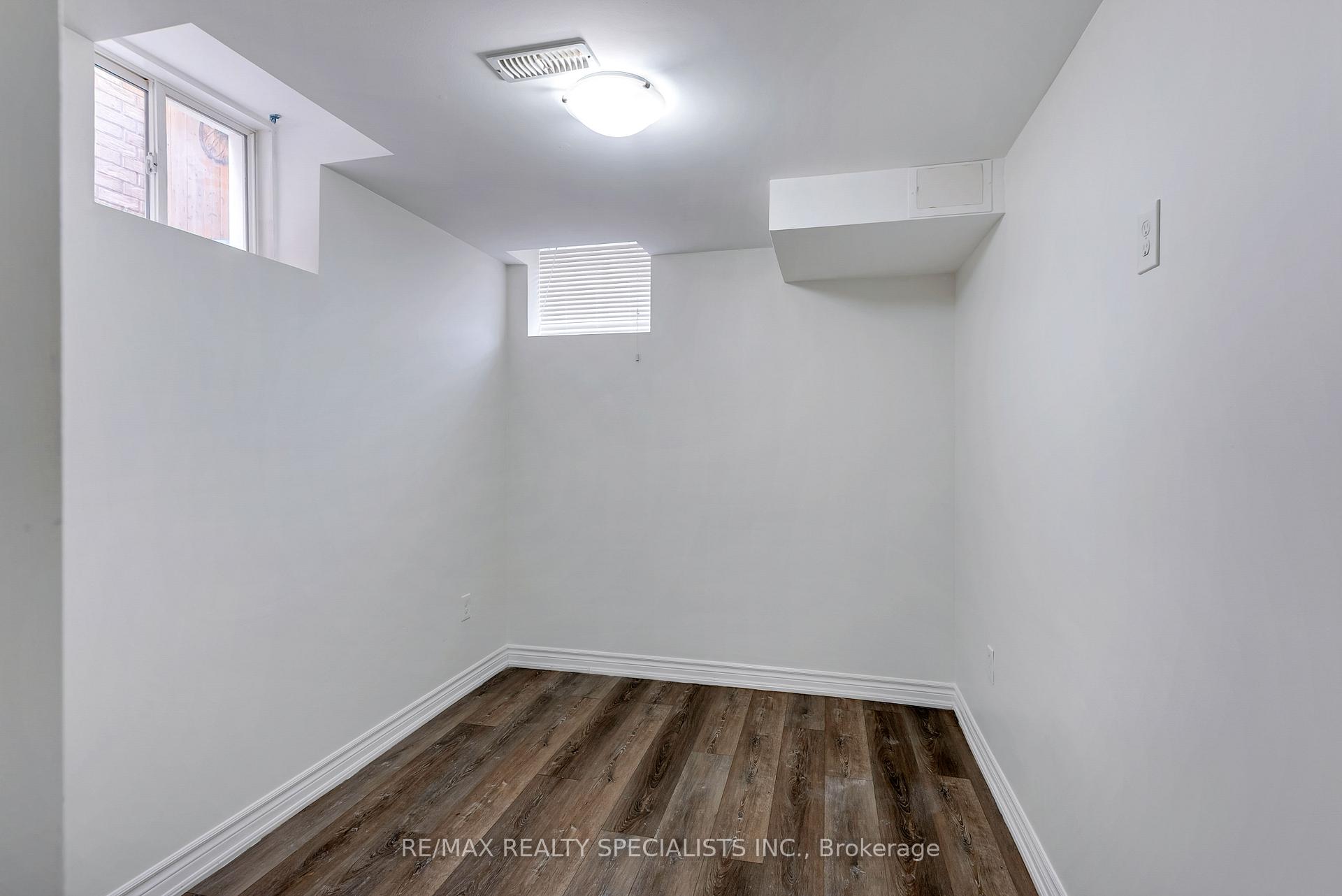Photo 41 of 19 White Ash Road, Thorold, Confederation Heights — HOMEH