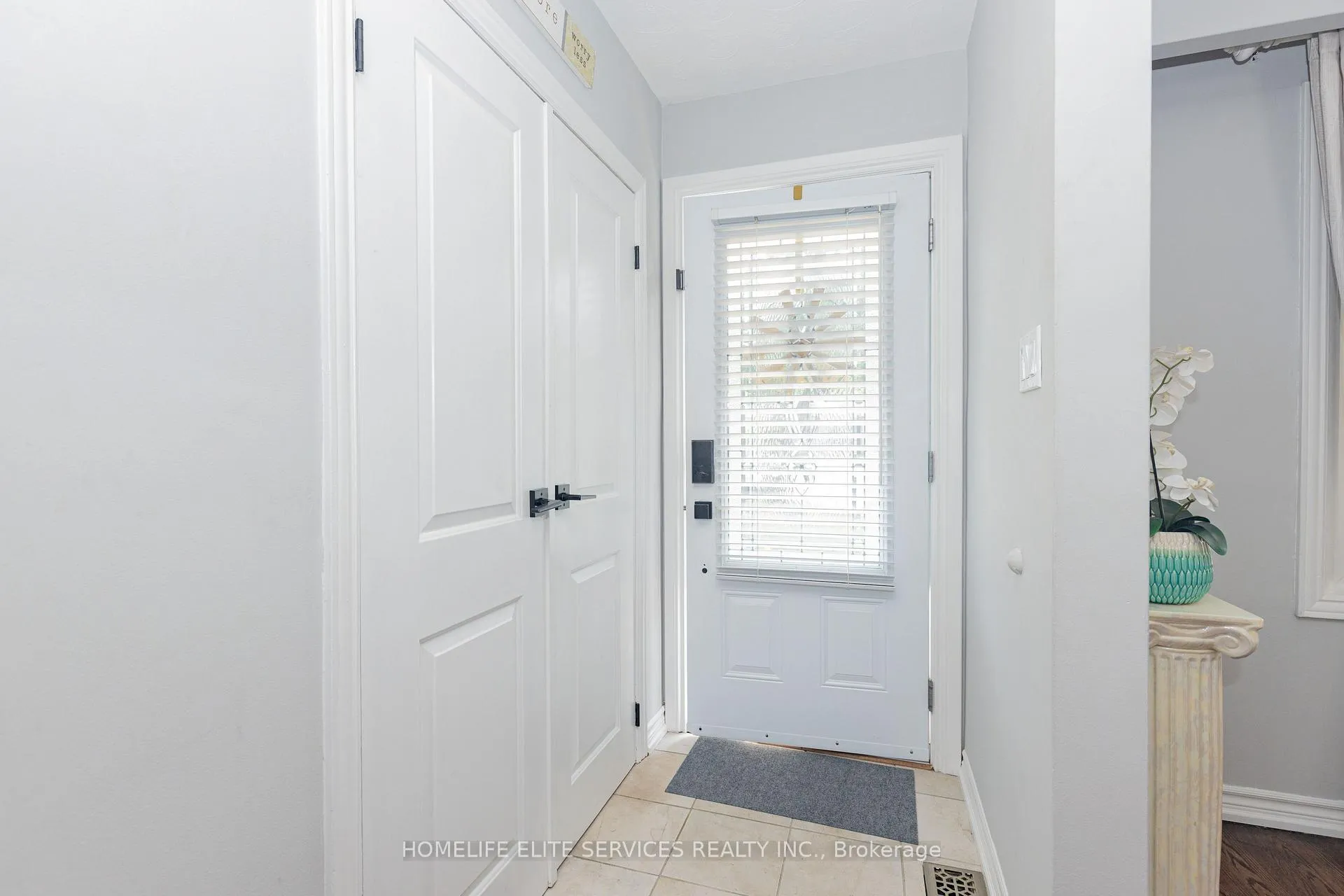 Photo 6 of 323 Central Pk Boulevard N, Oshawa, O'Neill — HOMEH
