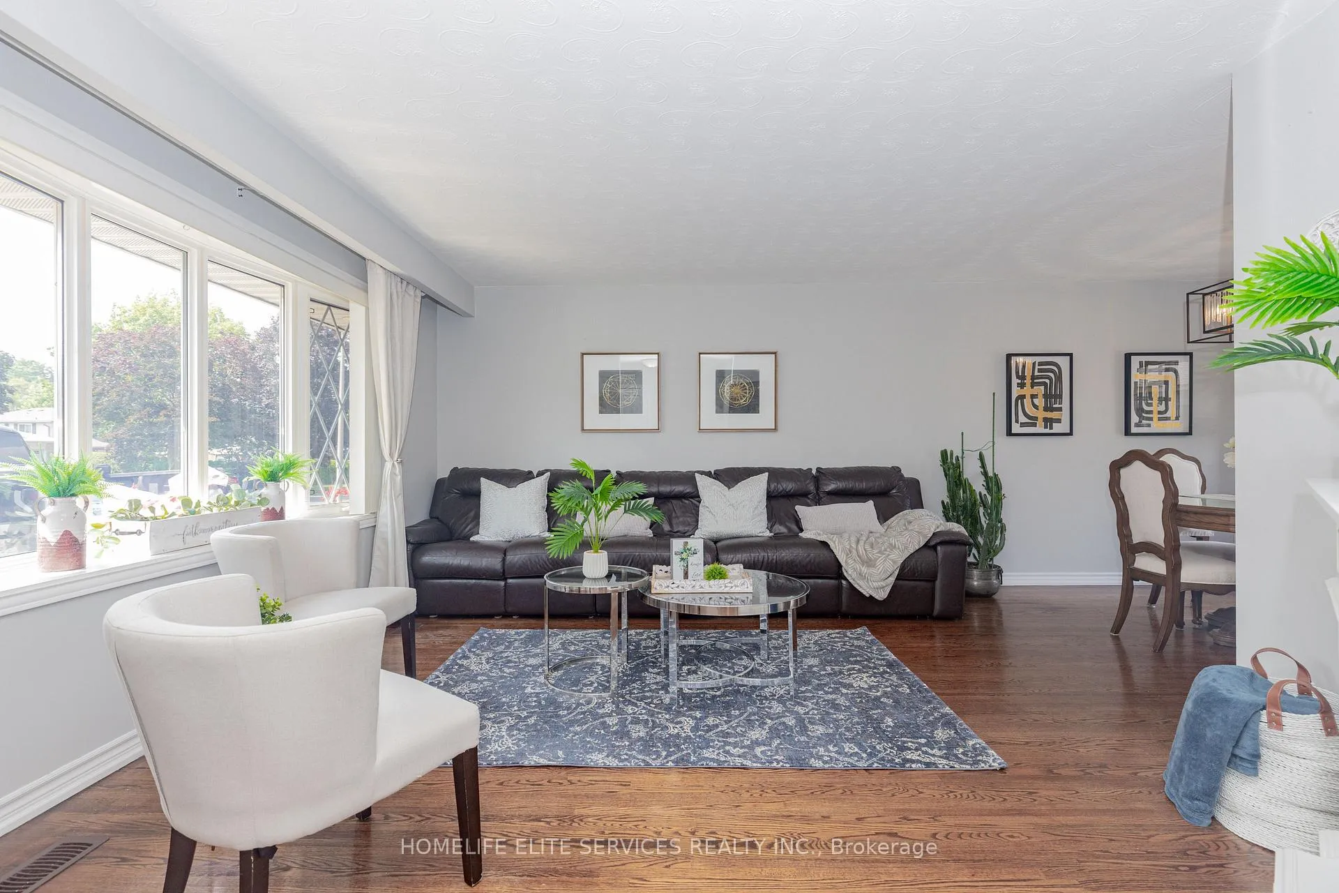 Photo 8 of 323 Central Pk Boulevard N, Oshawa, O'Neill — HOMEH