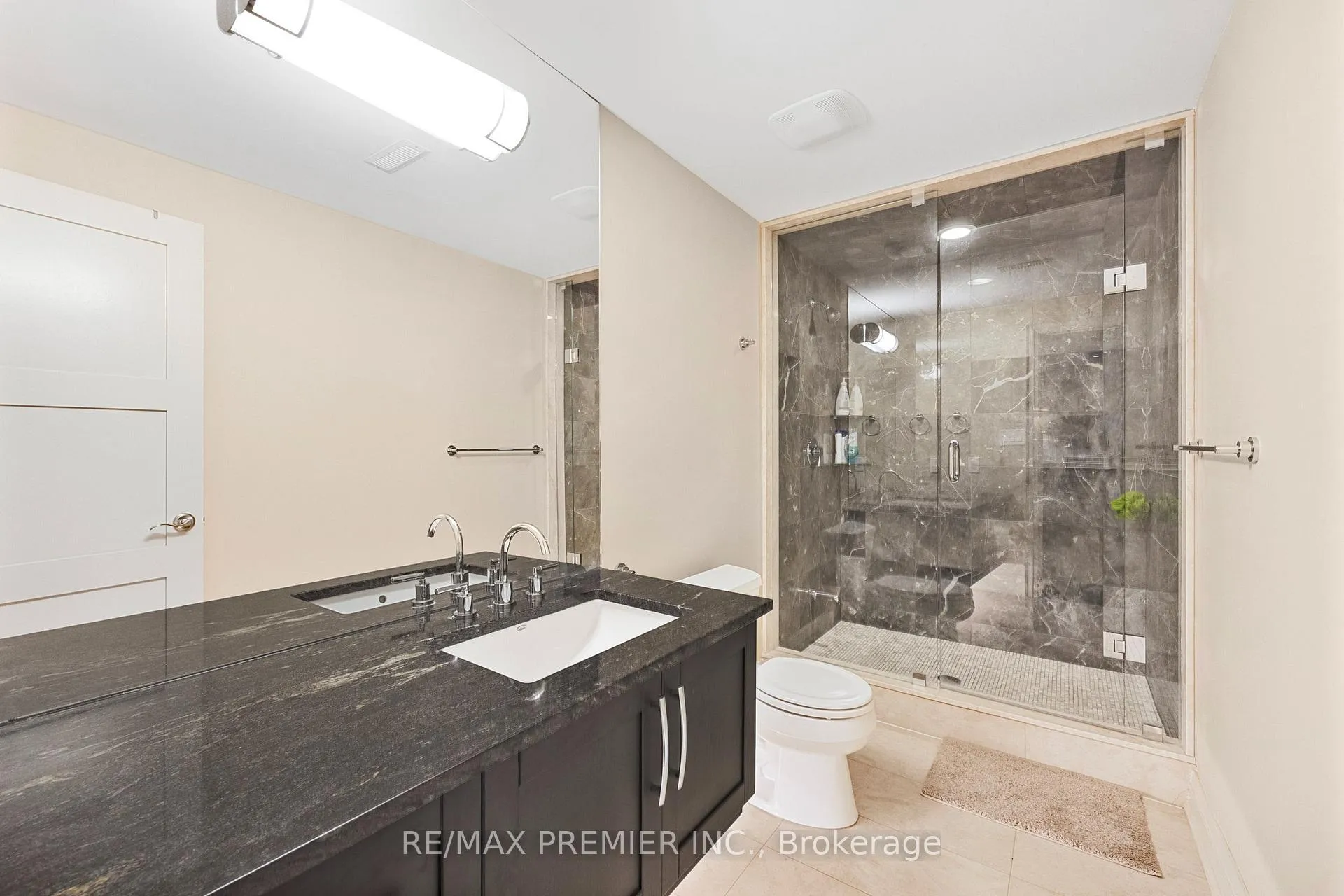 Photo 40 of 76 Orleans Circle, Vaughan, Vellore Village — HOMEH