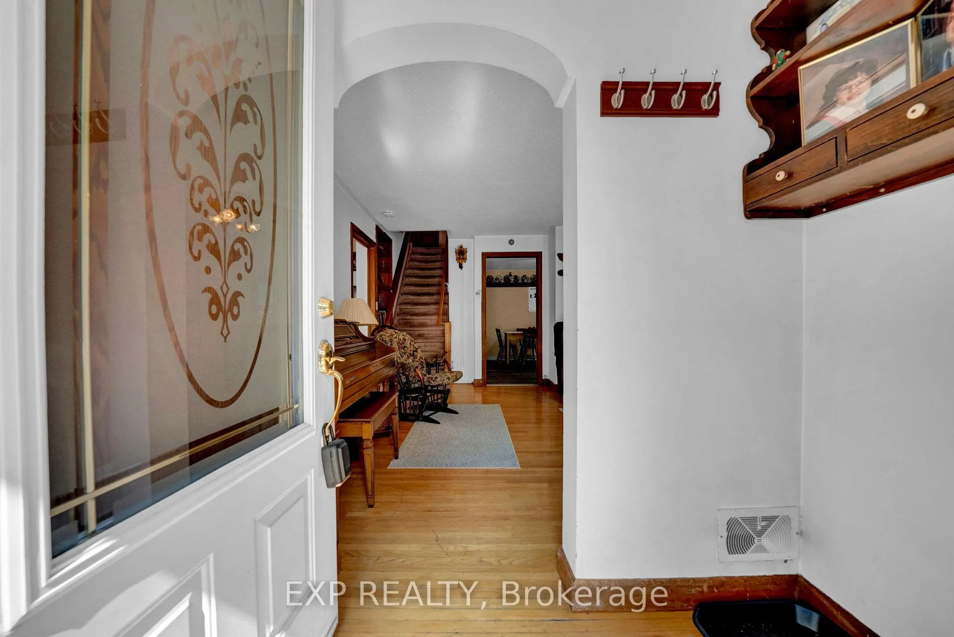 Photo 4 of 3253 Tooley Road, Clarington, Courtice — HOMEH