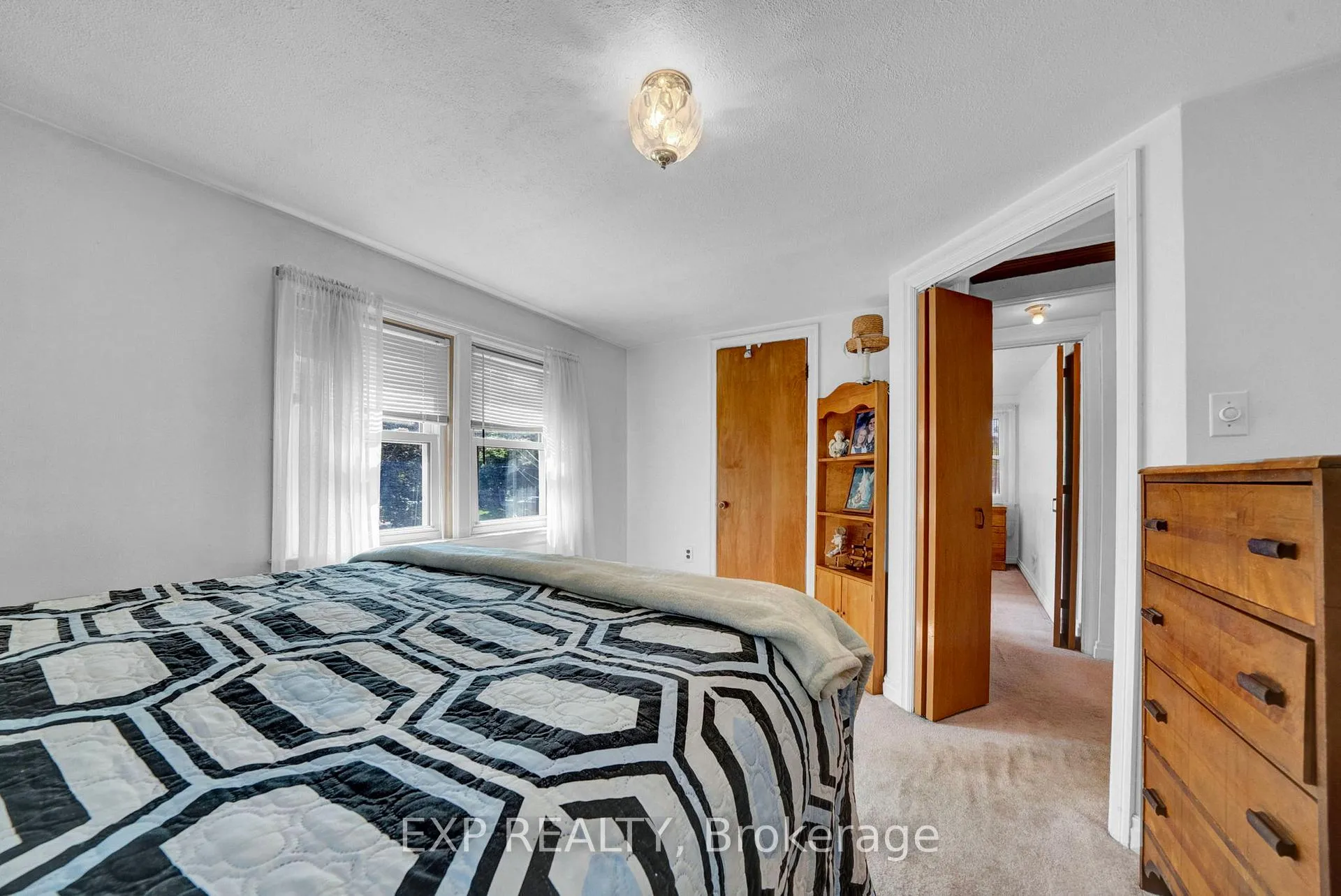 Photo 12 of 3253 Tooley Road, Clarington, Courtice — HOMEH