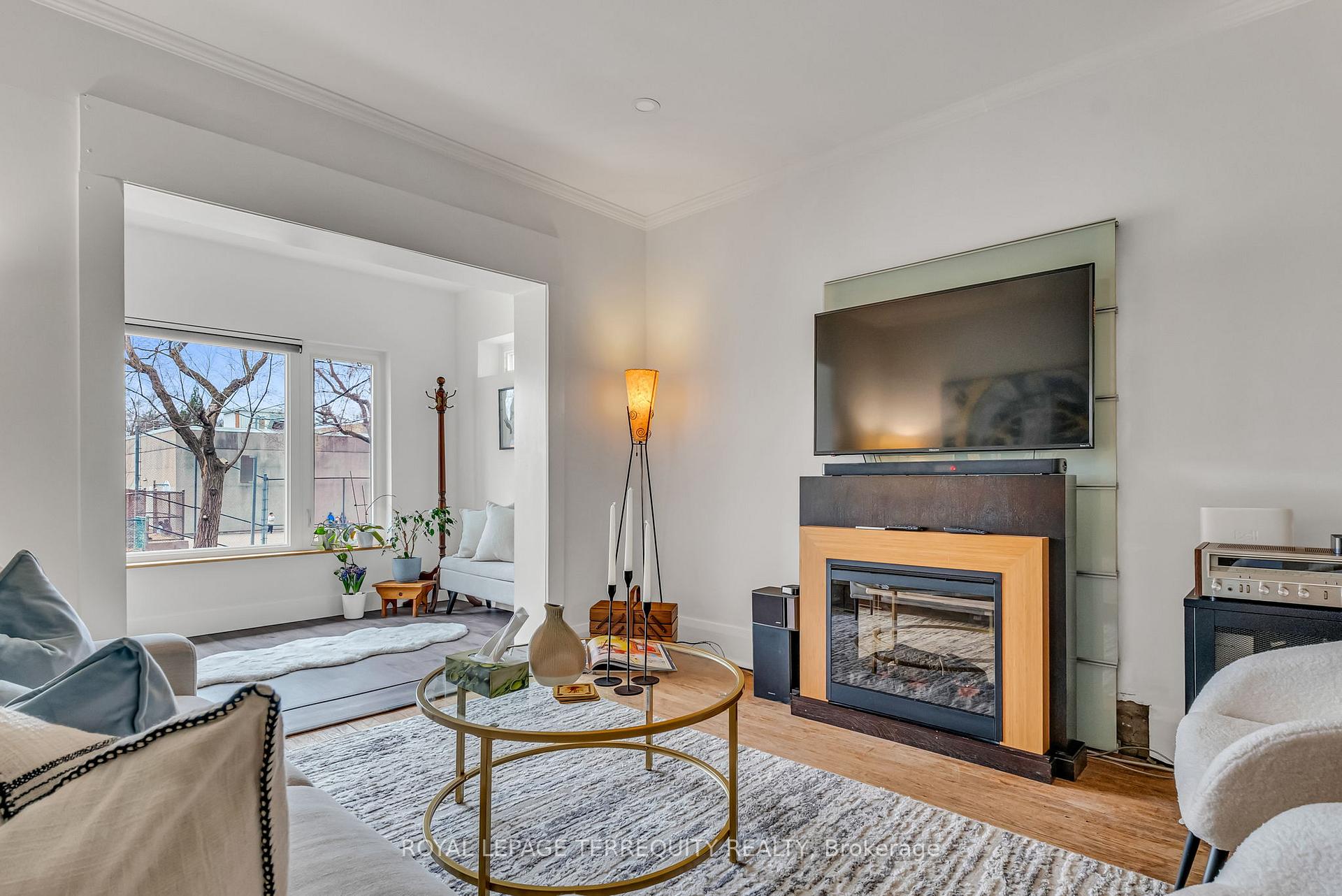 Photo 7 of 115 Humewood Drive, Toronto, Humewood-Cedarvale — HOMEH