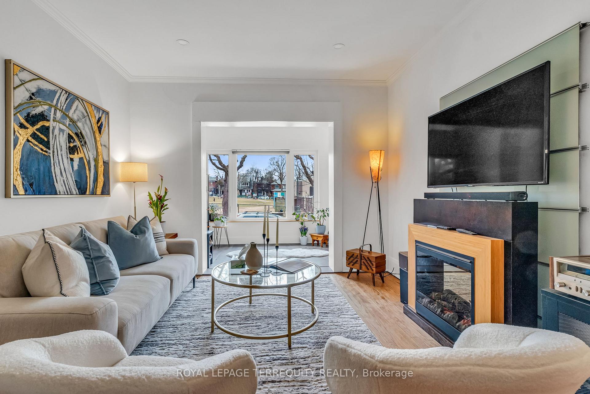 Photo 8 of 115 Humewood Drive, Toronto, Humewood-Cedarvale — HOMEH