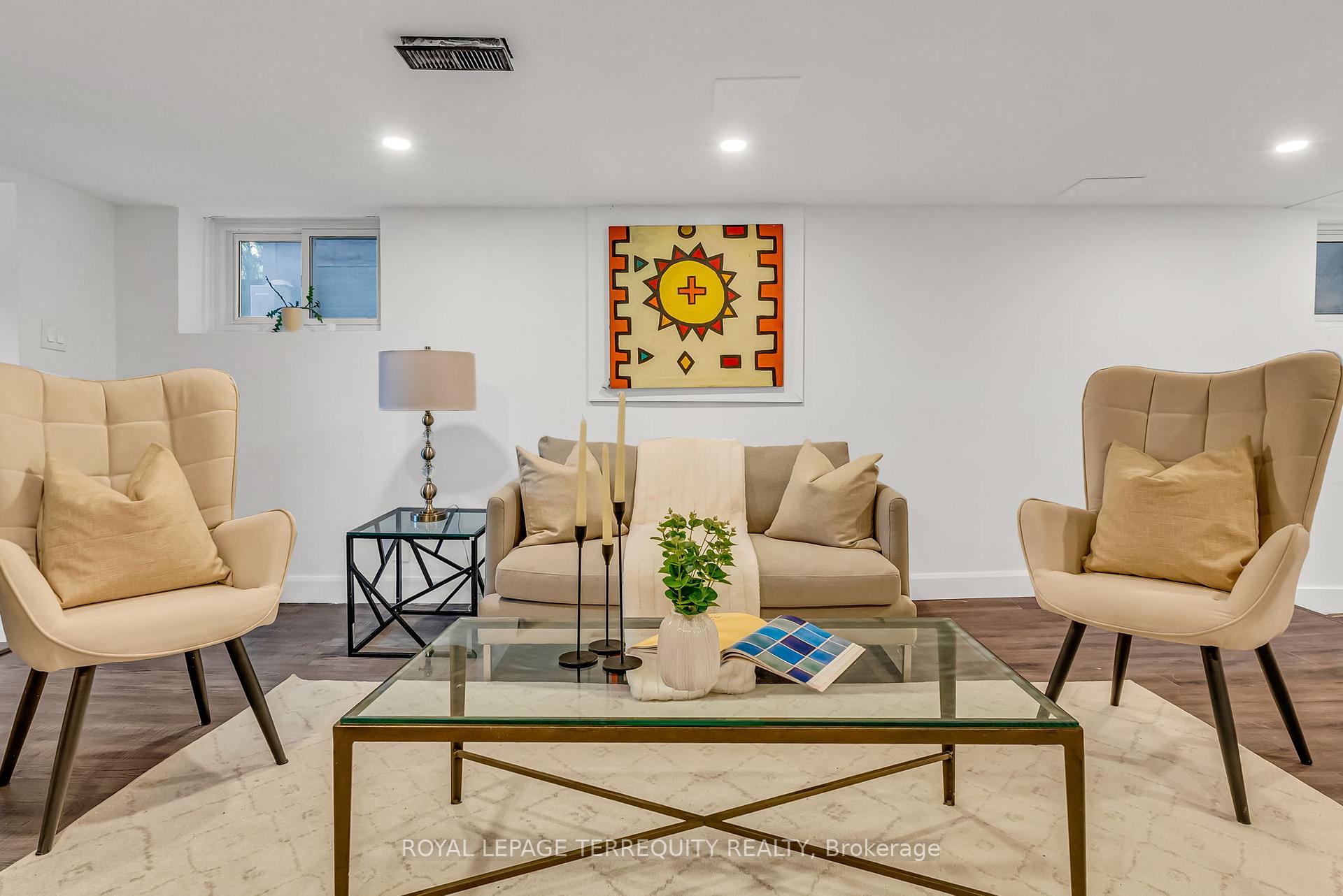 Photo 19 of 115 Humewood Drive, Toronto, Humewood-Cedarvale — HOMEH