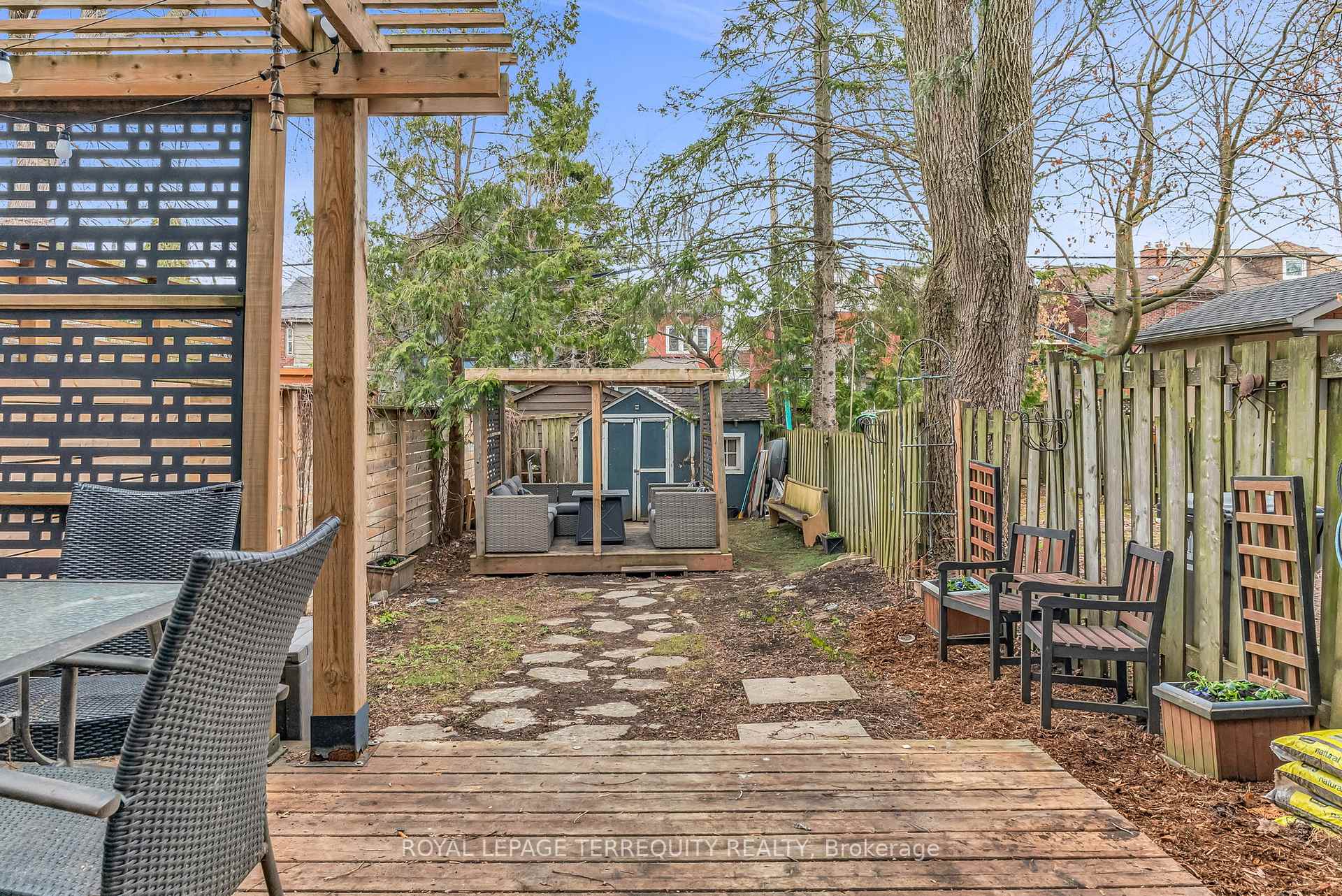 Photo 23 of 115 Humewood Drive, Toronto, Humewood-Cedarvale — HOMEH