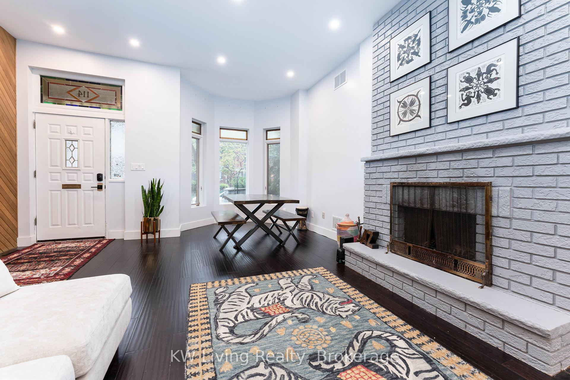 Photo 3 of 114 Seaton Street, Toronto, Moss Park — HOMEH