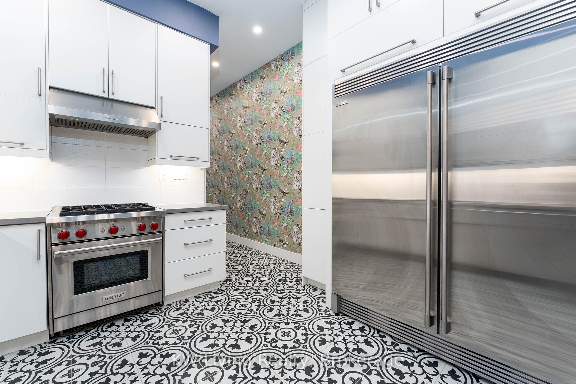 Photo 5 of 114 Seaton Street, Toronto, Moss Park — HOMEH