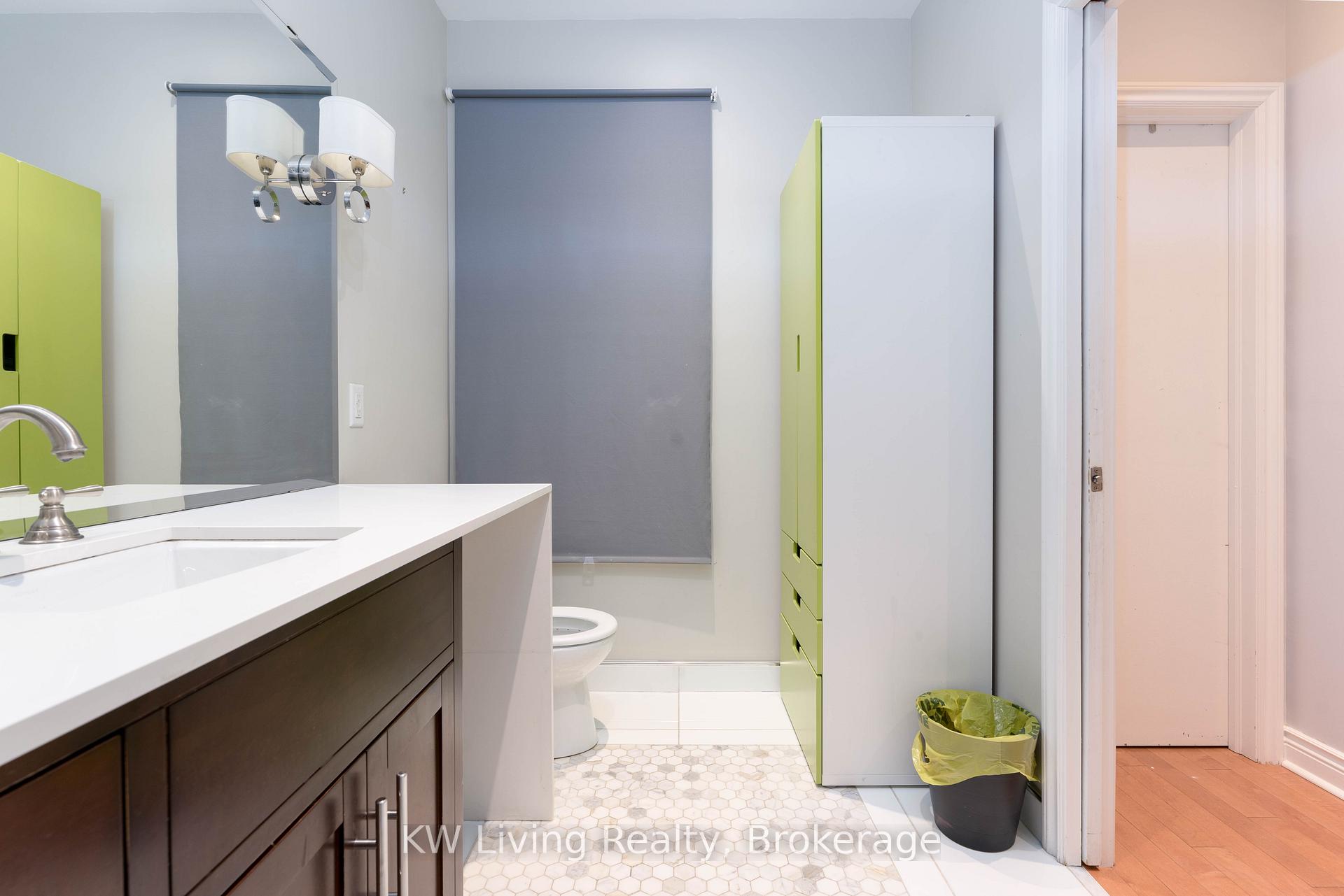 Photo 11 of 114 Seaton Street, Toronto, Moss Park — HOMEH
