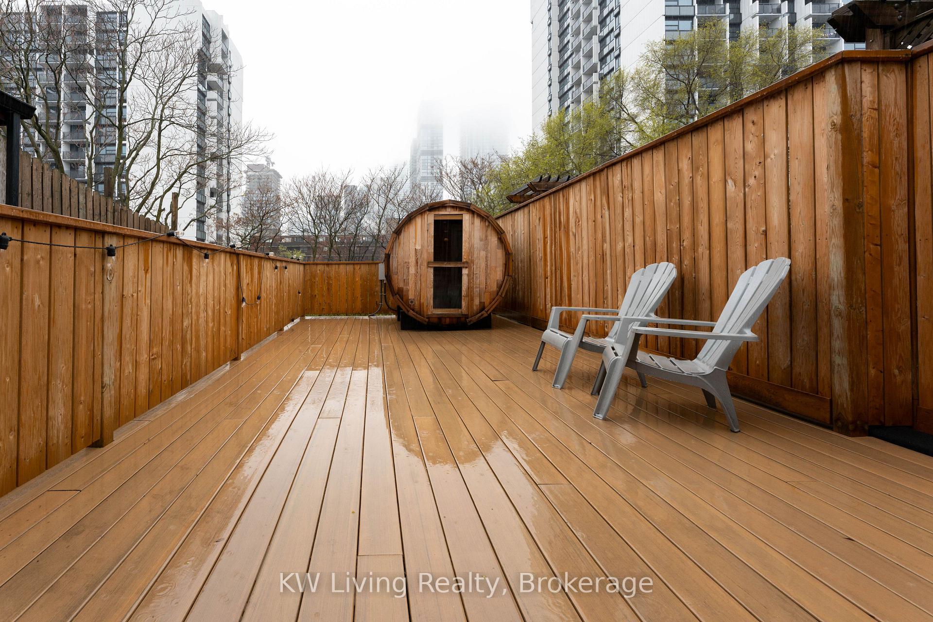 Photo 12 of 114 Seaton Street, Toronto, Moss Park — HOMEH