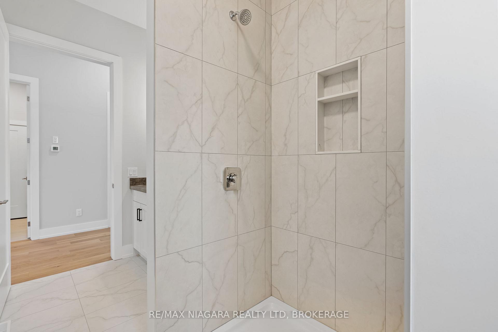 Photo 12 of Unit 1, 41 Ivy Crescent, Thorold, Confederation Heights — HOMEH