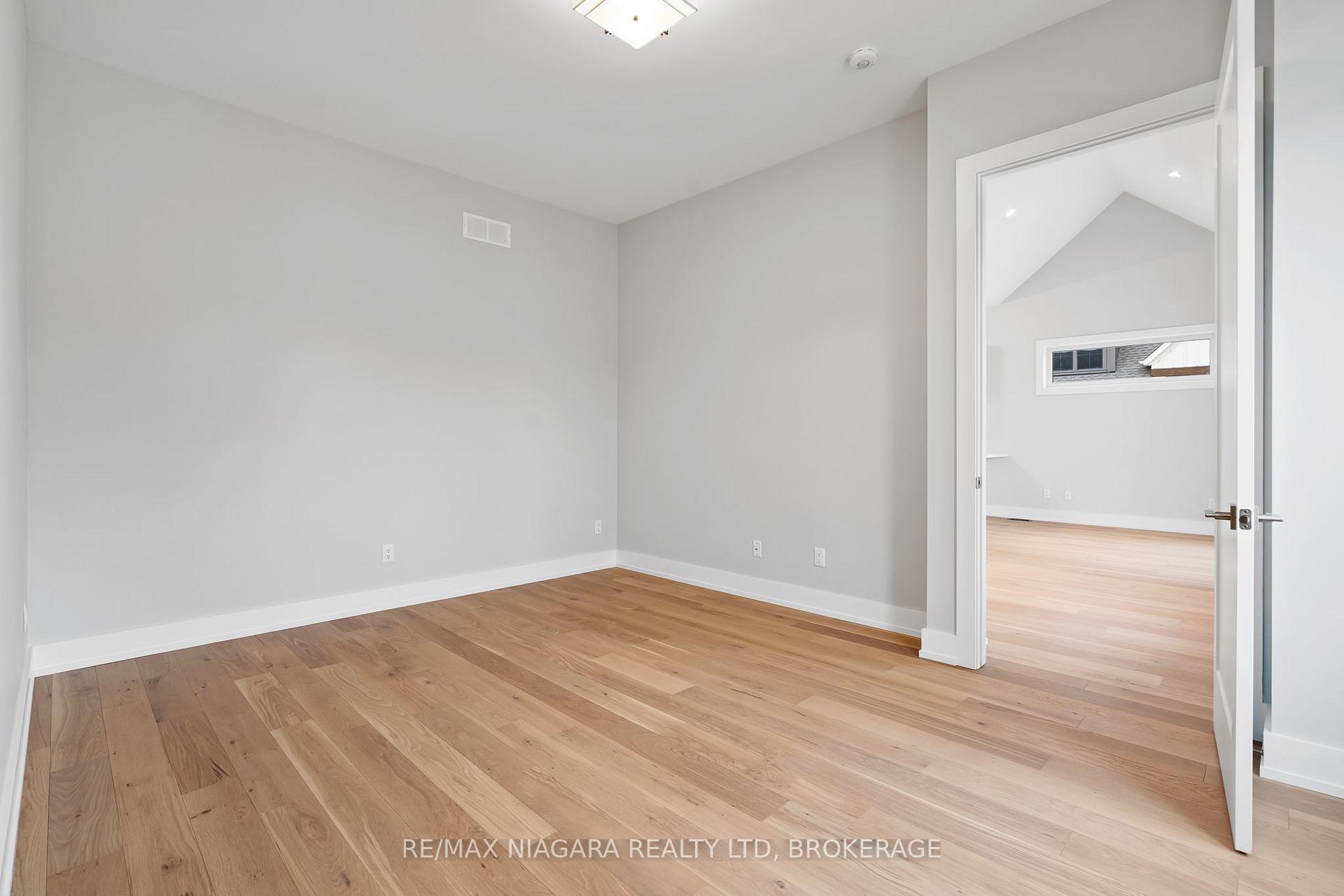 Photo 22 of Unit 1, 41 Ivy Crescent, Thorold, Confederation Heights — HOMEH