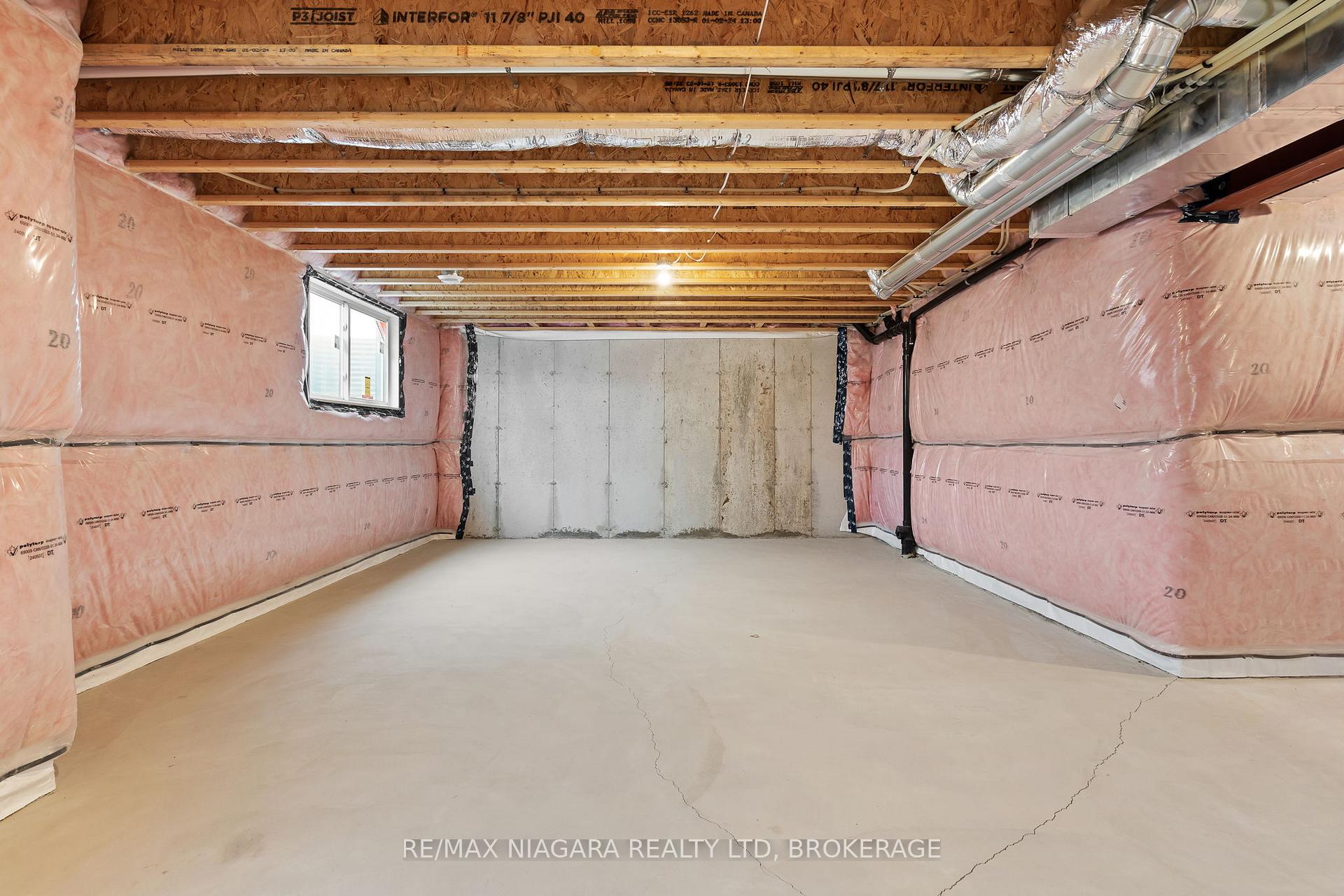 Photo 28 of Unit 1, 41 Ivy Crescent, Thorold, Confederation Heights — HOMEH