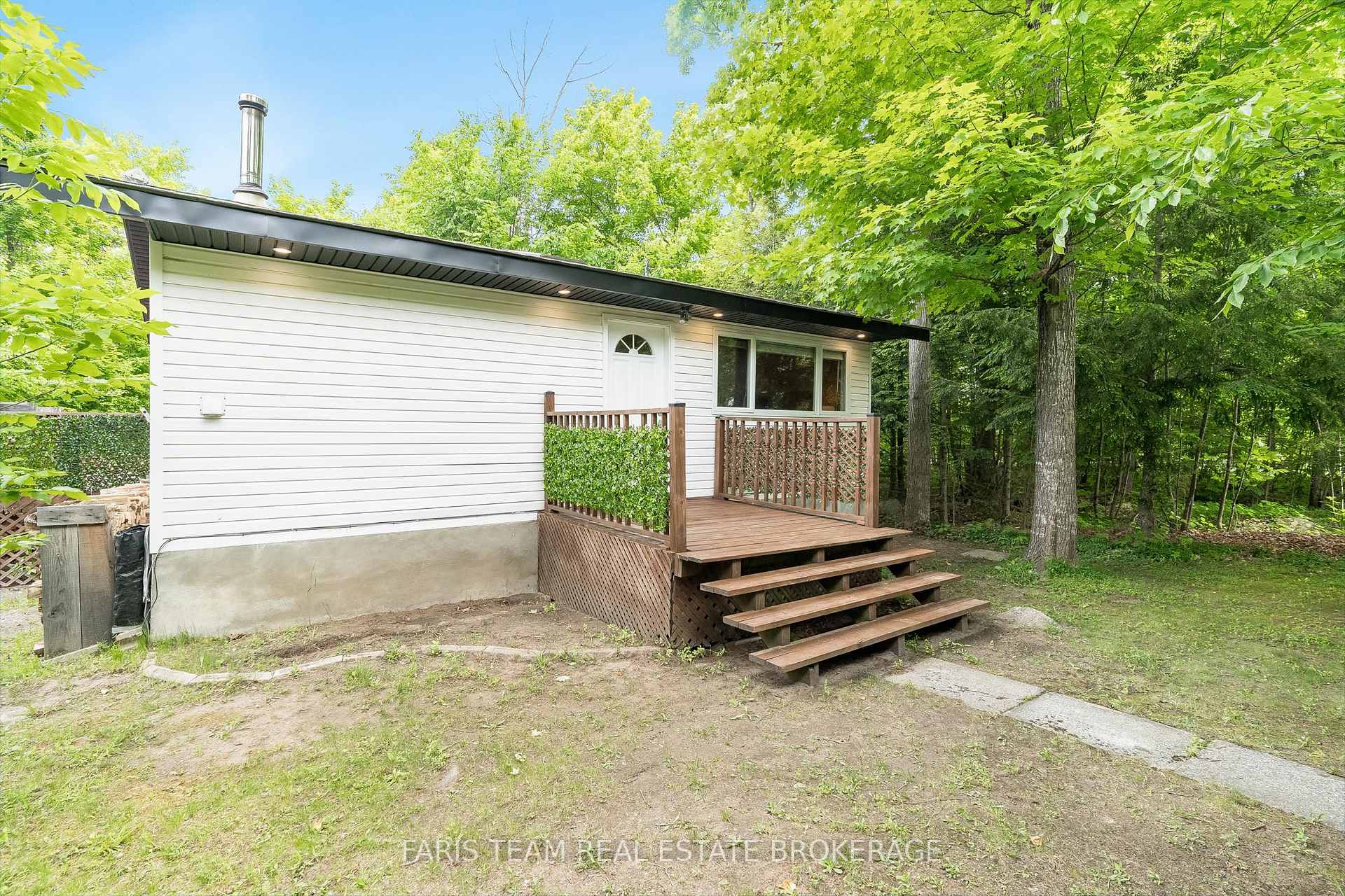 Photo 4 of 56 Meadows Avenue, Tay, Rural Tay — HOMEH
