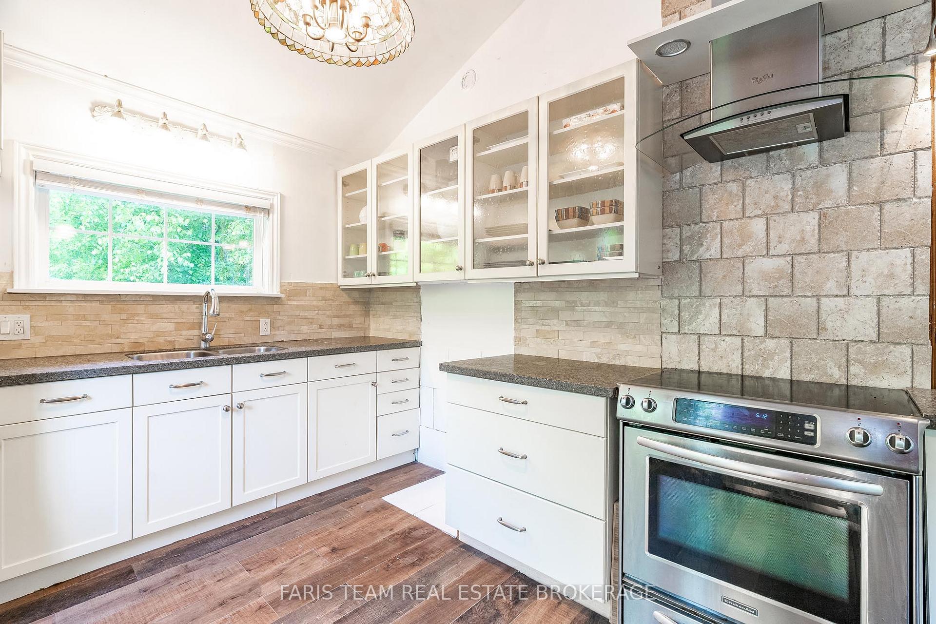 Photo 10 of 56 Meadows Avenue, Tay, Rural Tay — HOMEH