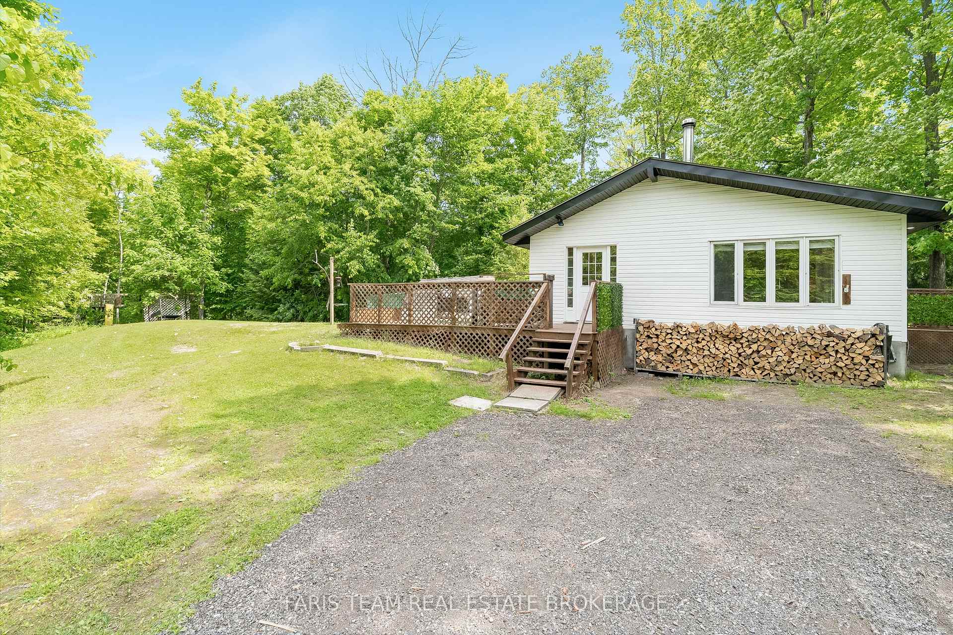 Photo 25 of 56 Meadows Avenue, Tay, Rural Tay — HOMEH