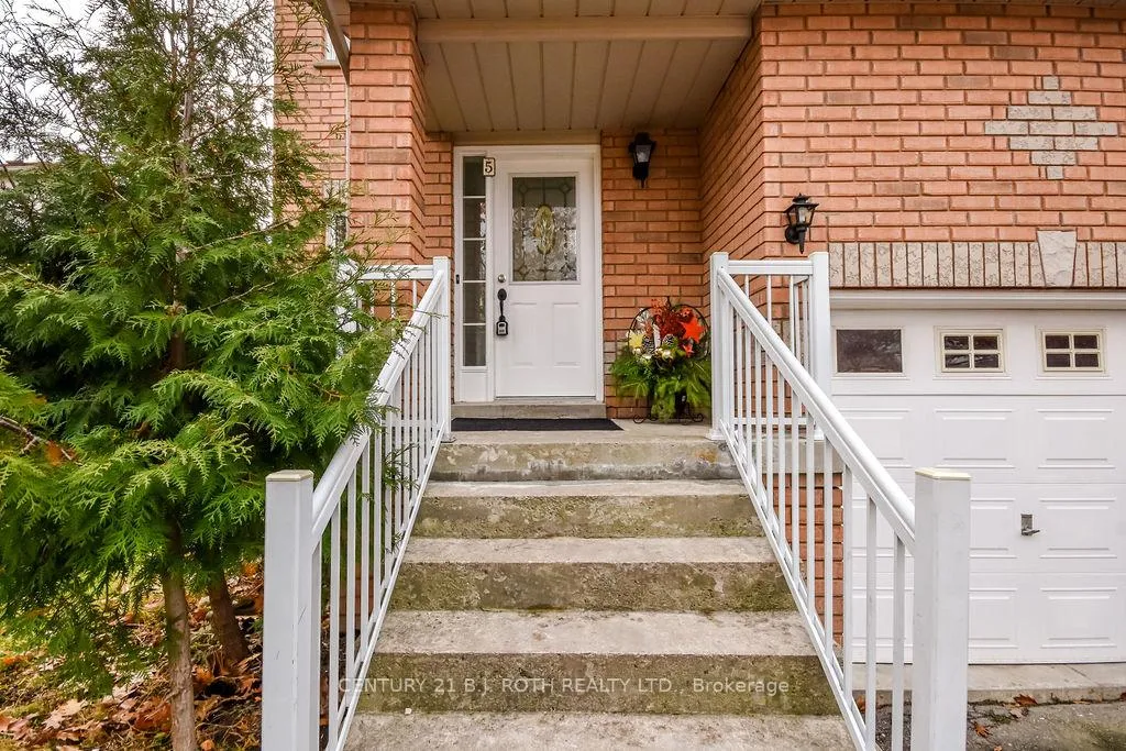 Photo 5 of 5 Peter Street, Barrie, Ardagh — HOMEH